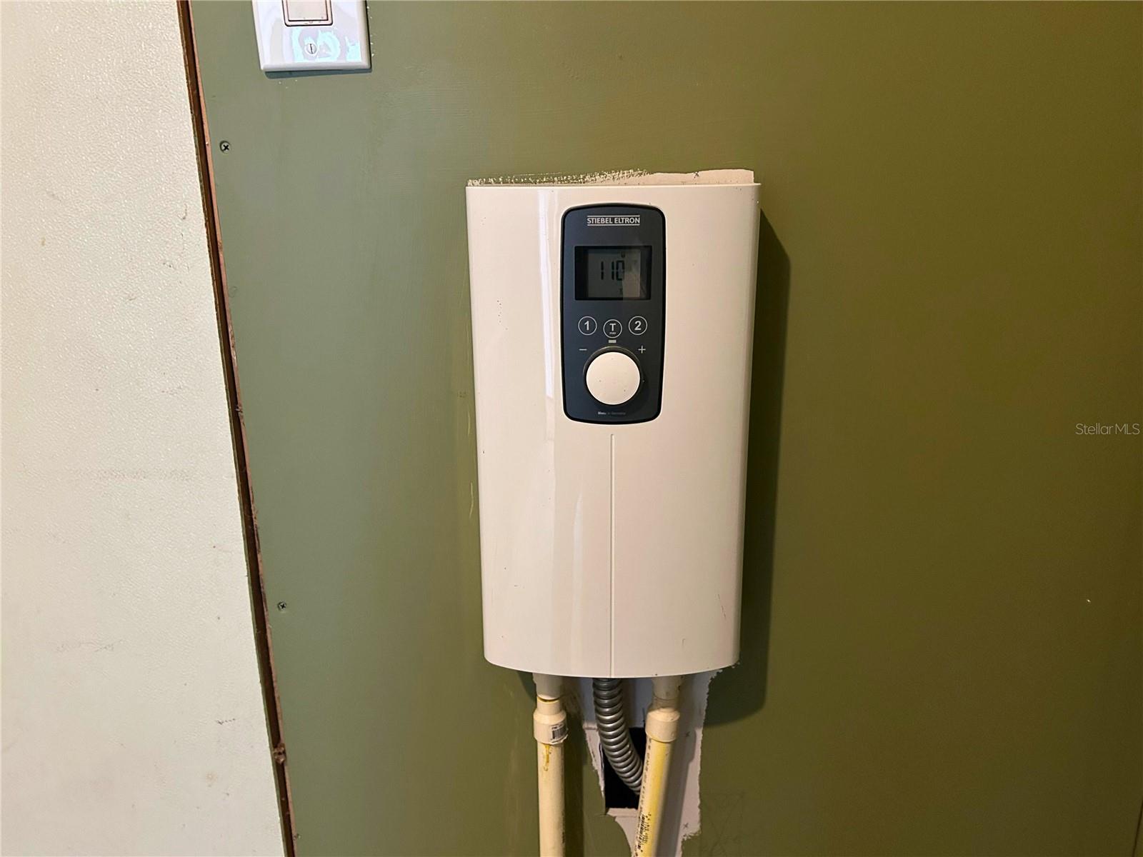 Image 27 of 30 For 9867 Jerome Drive