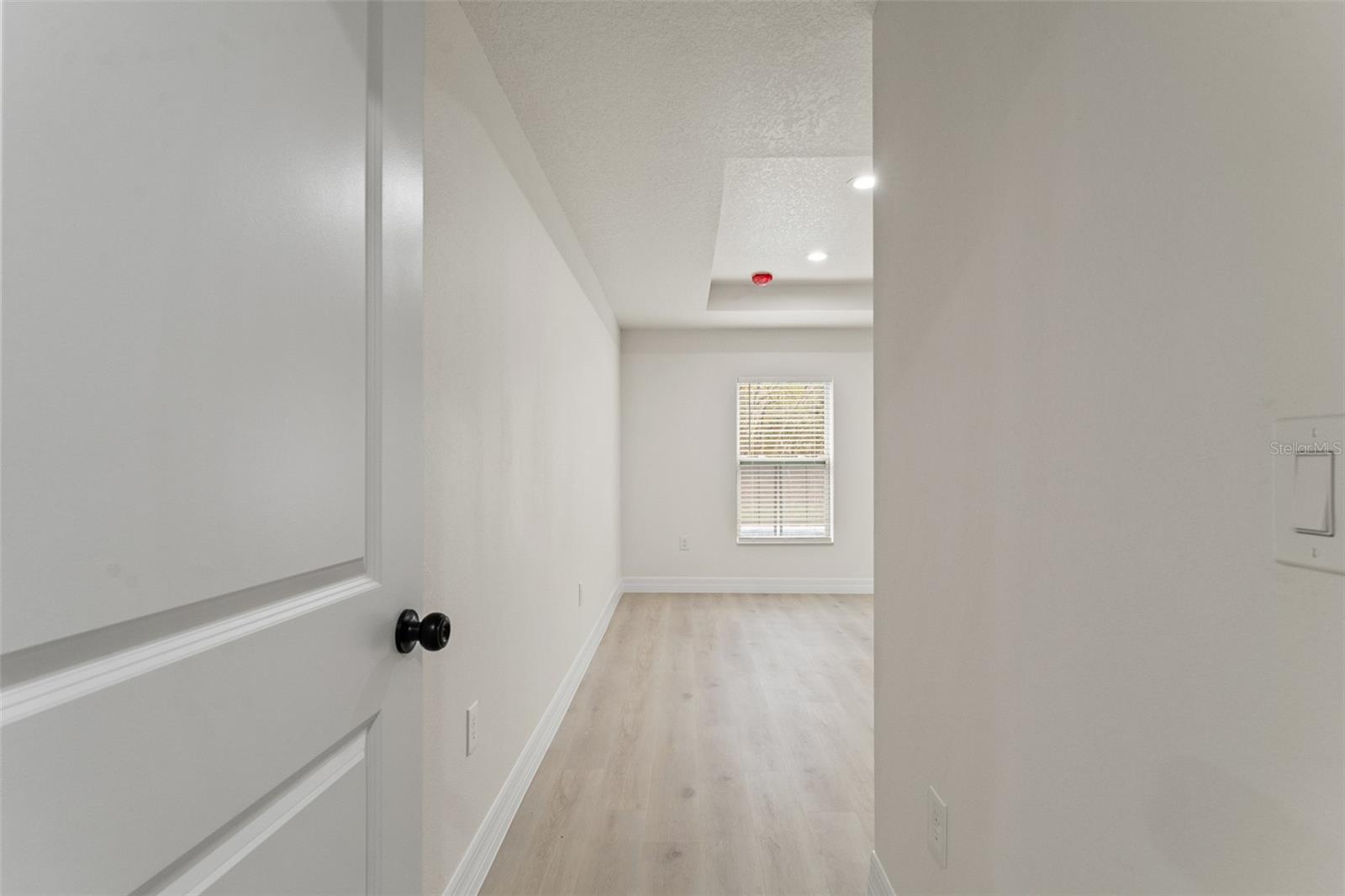 Image 40 of 64 For 11362 Paramount Avenue