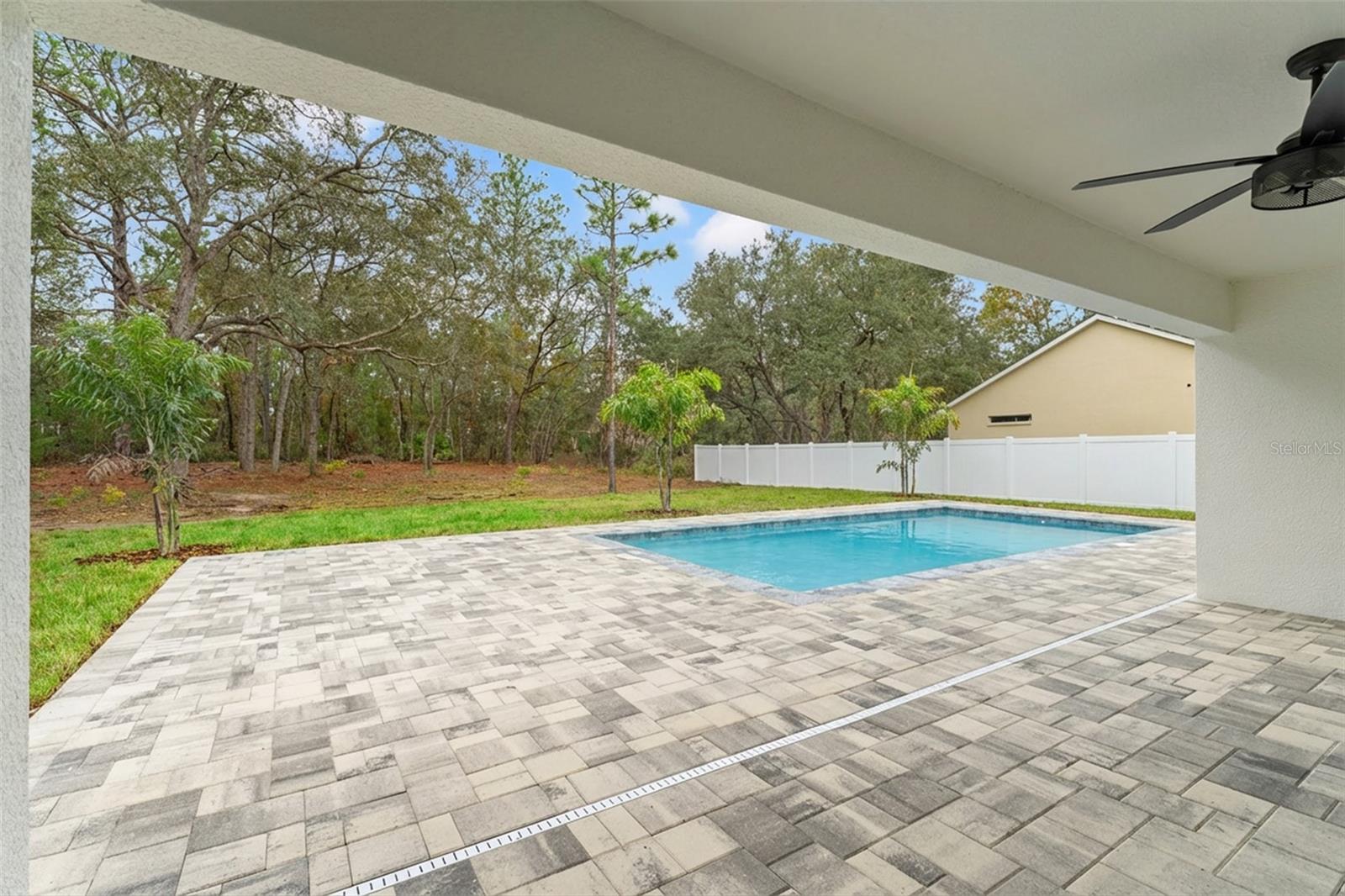 Image 48 of 64 For 11362 Paramount Avenue