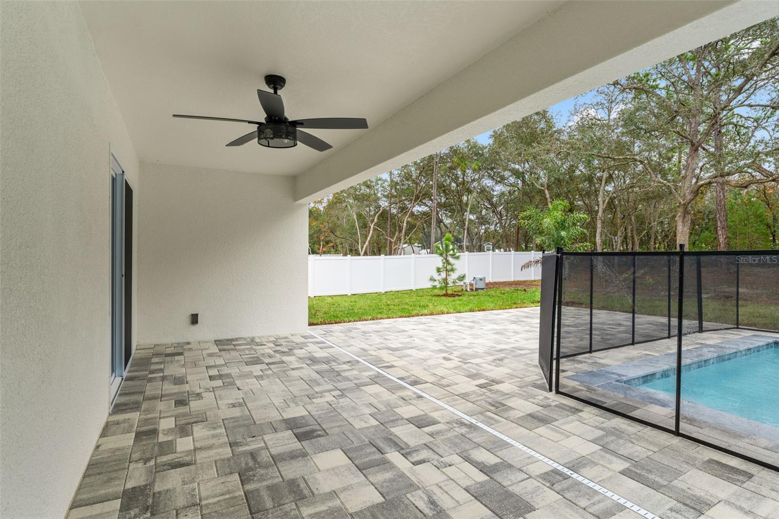 Image 49 of 64 For 11362 Paramount Avenue