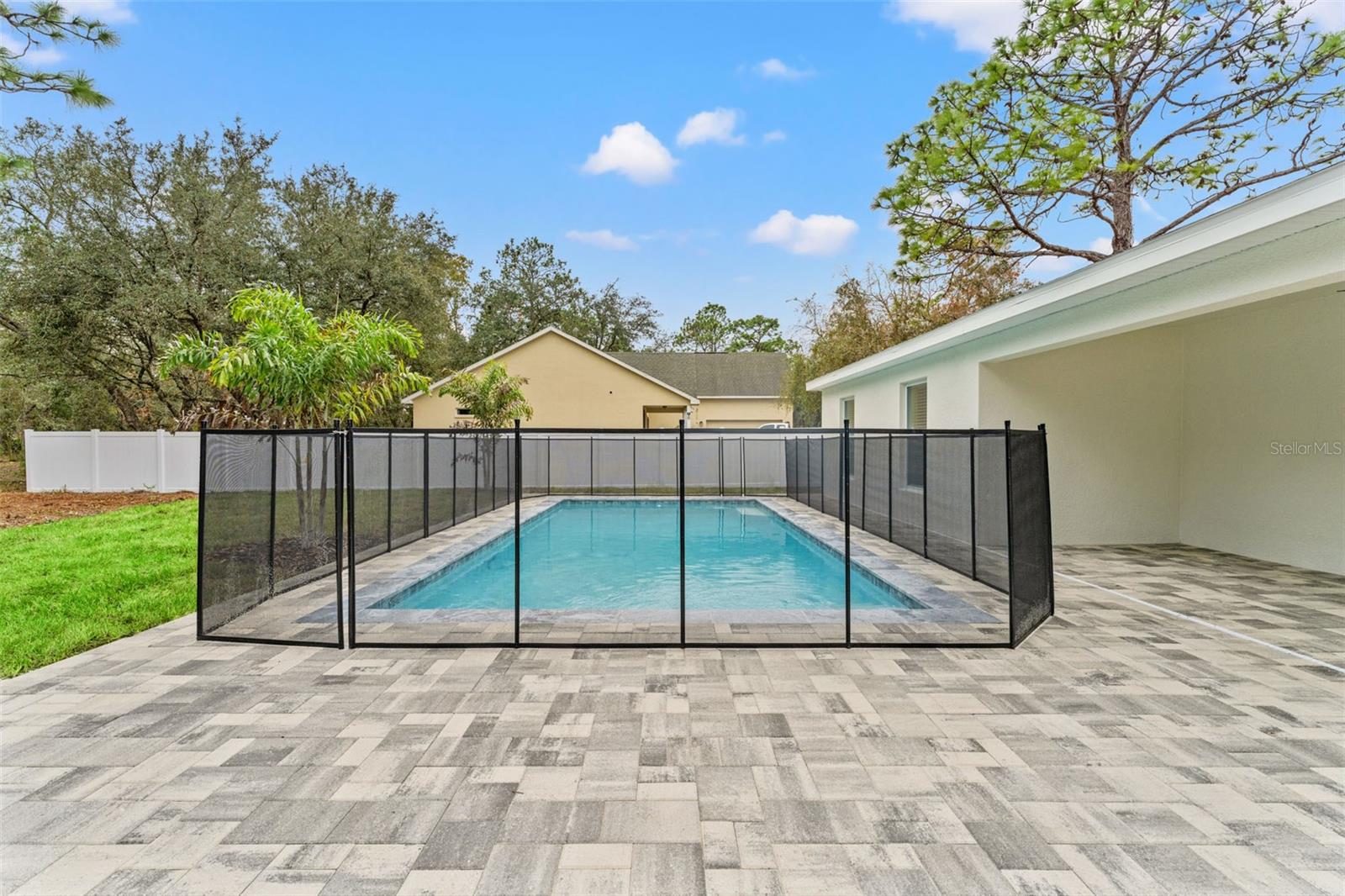 Image 52 of 64 For 11362 Paramount Avenue