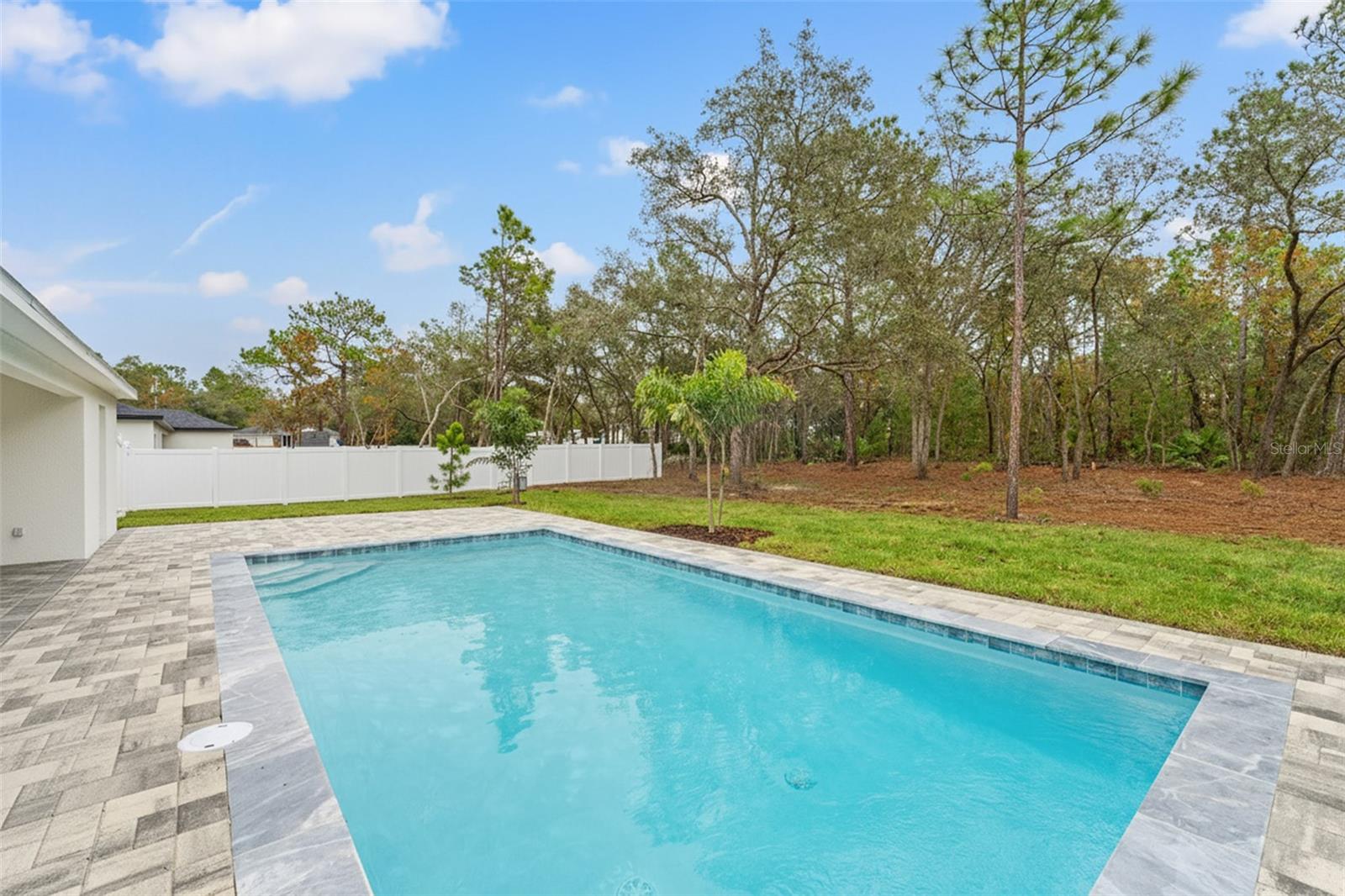 Image 56 of 64 For 11362 Paramount Avenue