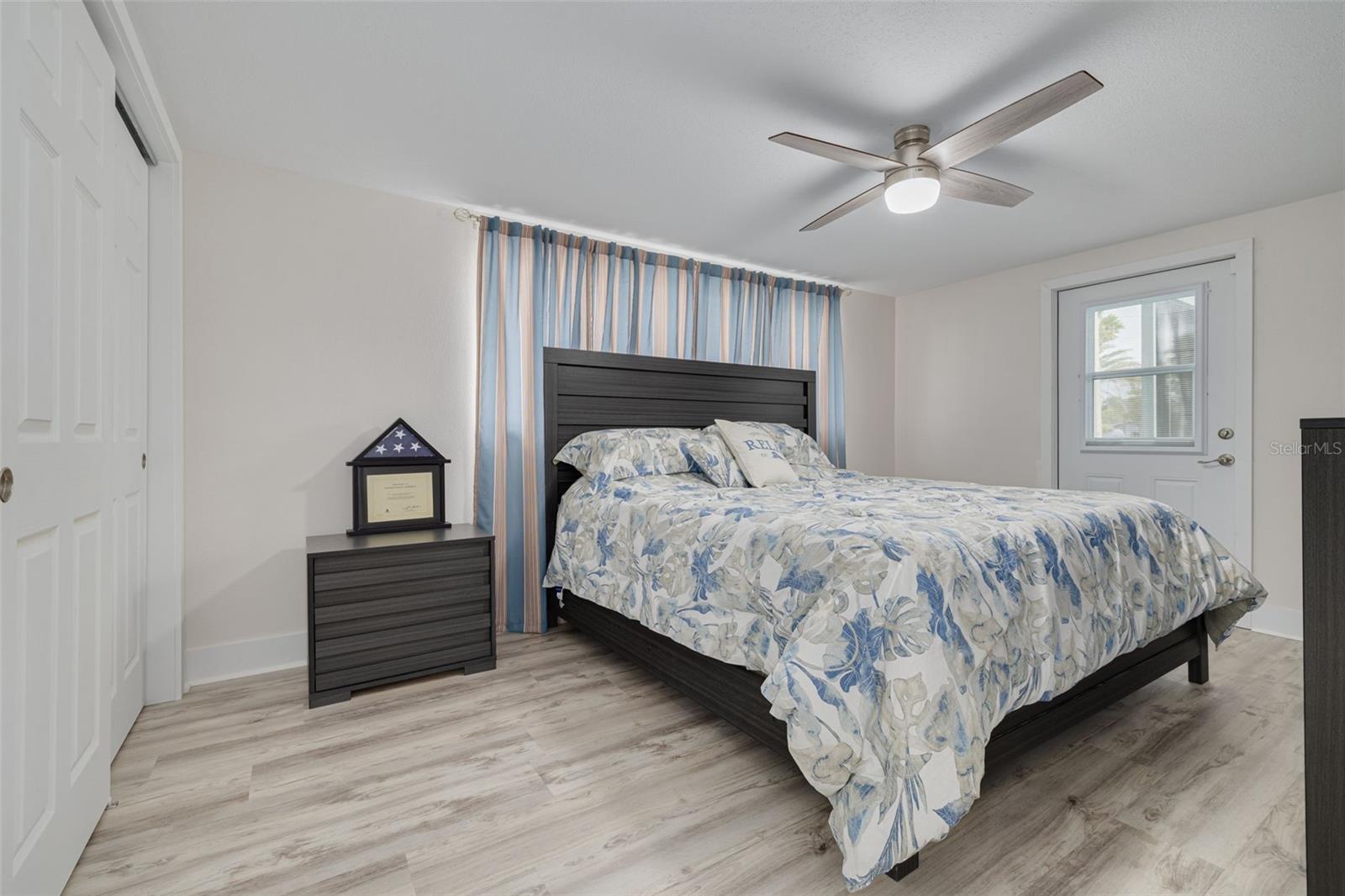 Image 23 of 44 For 6606 Beach Boulevard