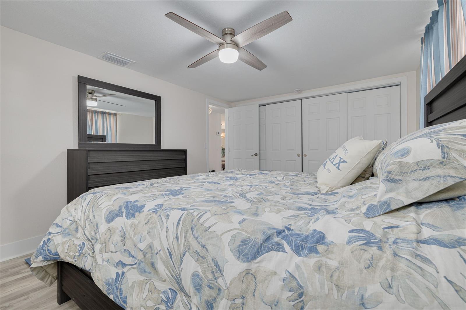 Image 25 of 44 For 6606 Beach Boulevard