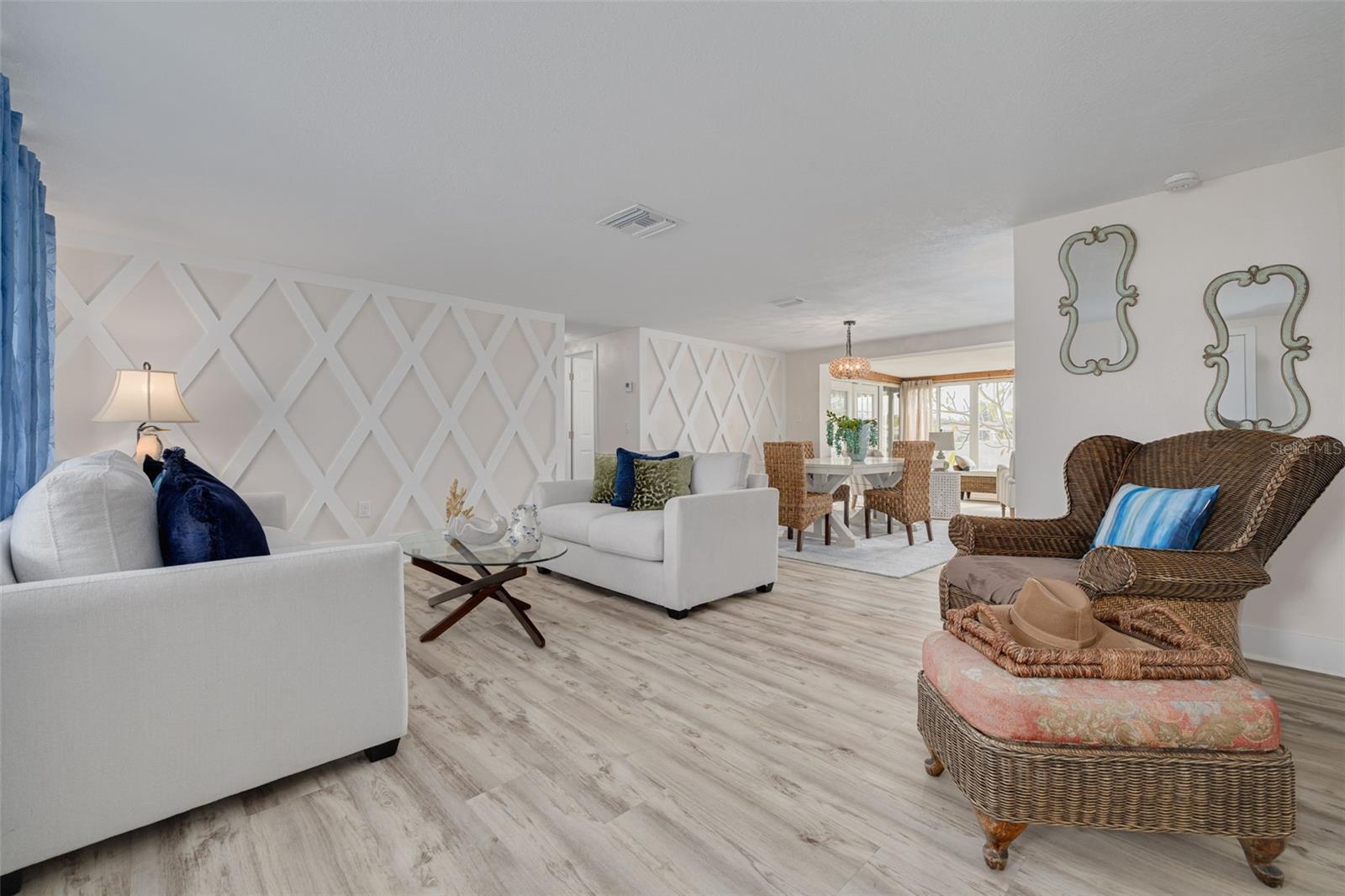 Image 9 of 44 For 6606 Beach Boulevard