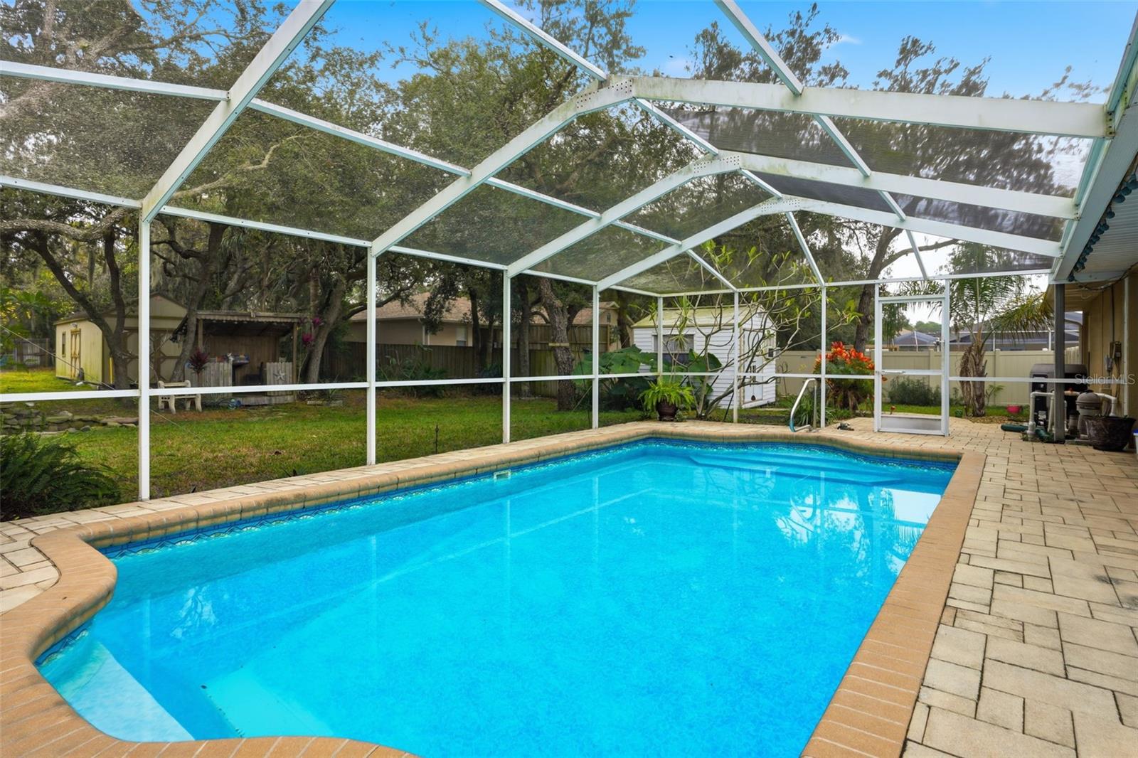 Listing photo id 35 for 204 Planter Road