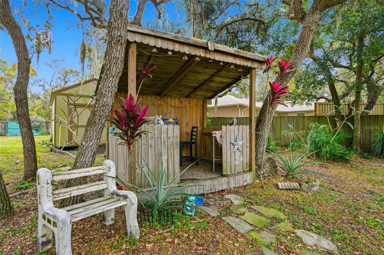 Listing photo id 38 for 204 Planter Road