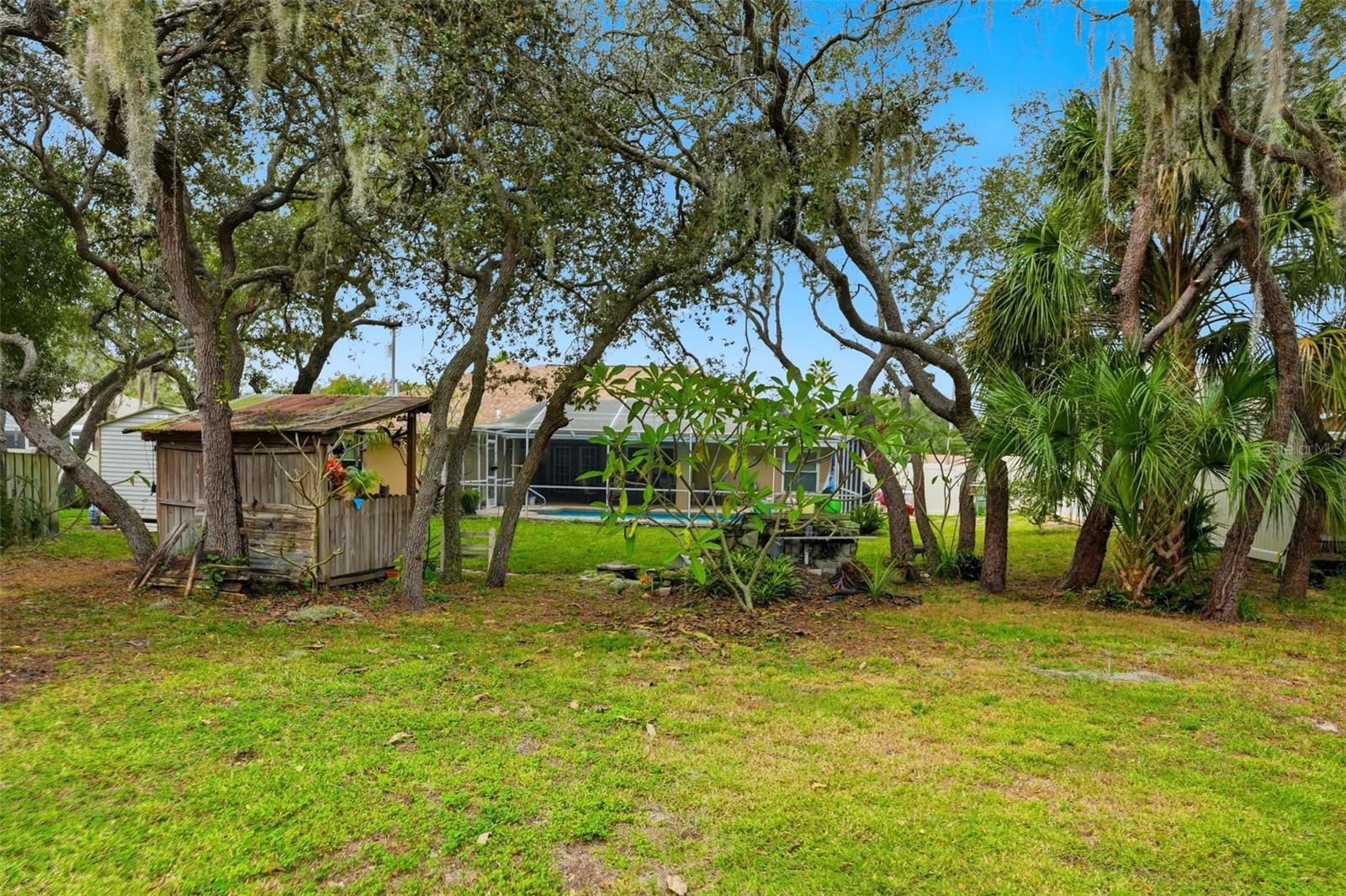 Listing photo id 41 for 204 Planter Road