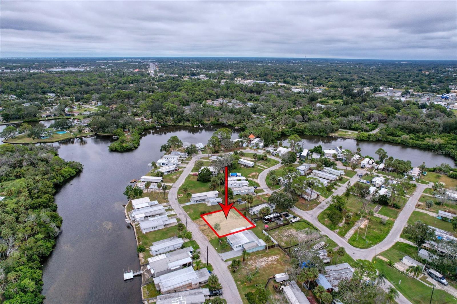 Image 11 of 19 For 6836 Edgewater Drive