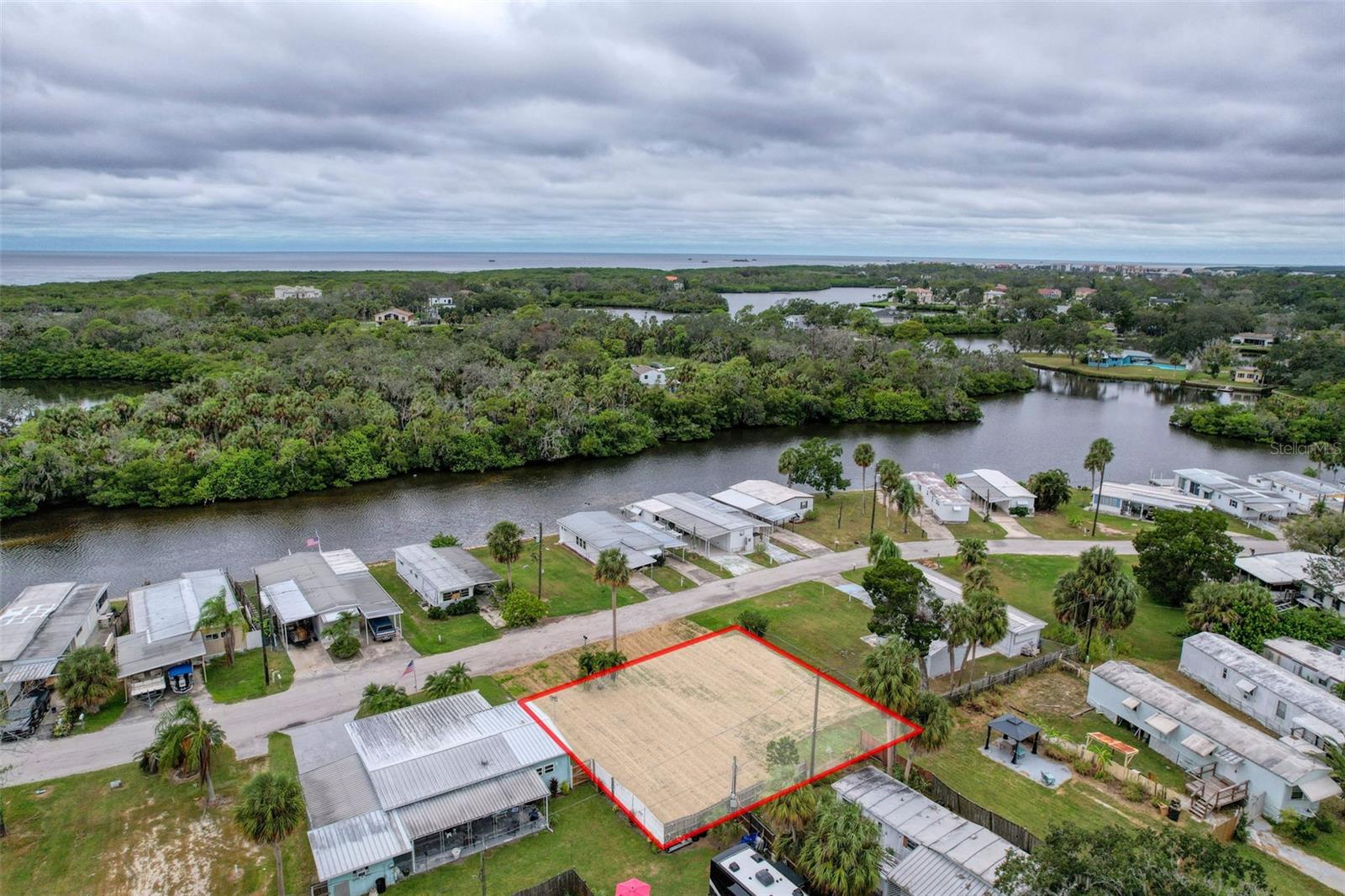 Image 14 of 19 For 6836 Edgewater Drive