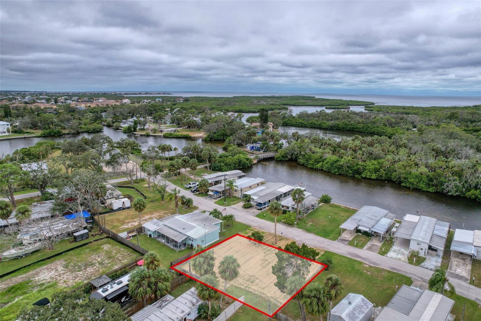 Image 6 of 19 For 6836 Edgewater Drive