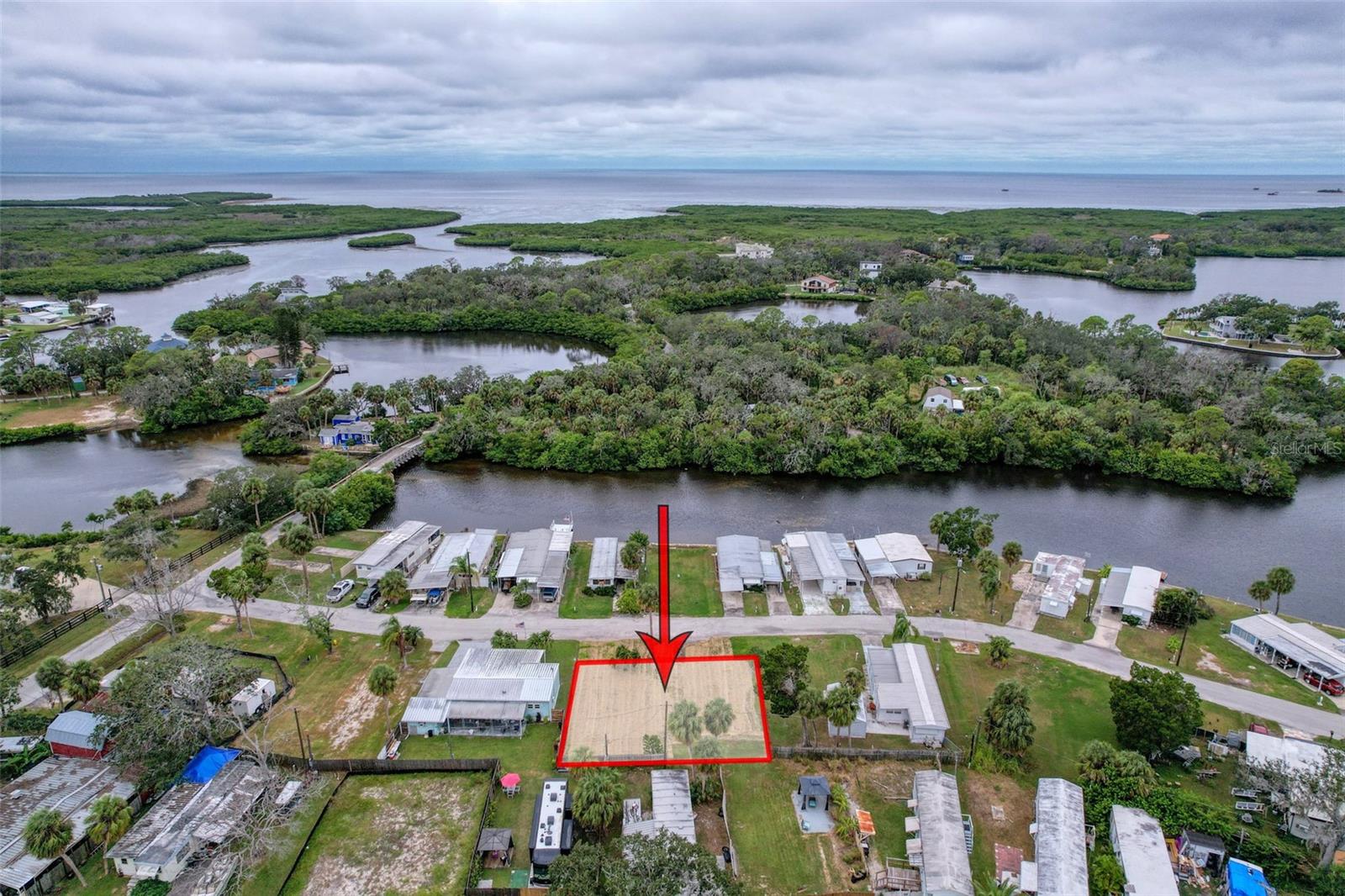 Image 9 of 19 For 6836 Edgewater Drive