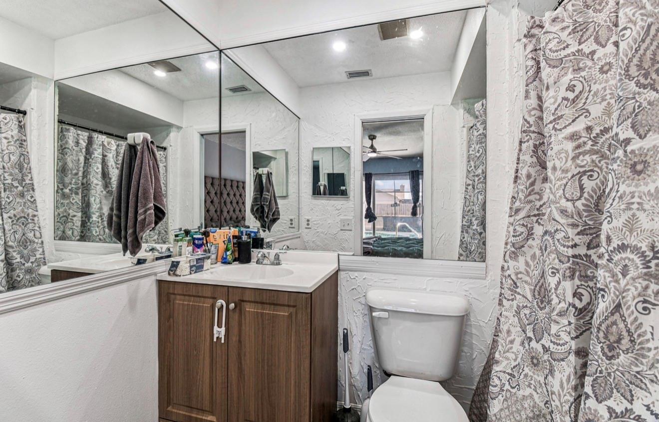 Image 41 of 54 For 7112 Vista Way