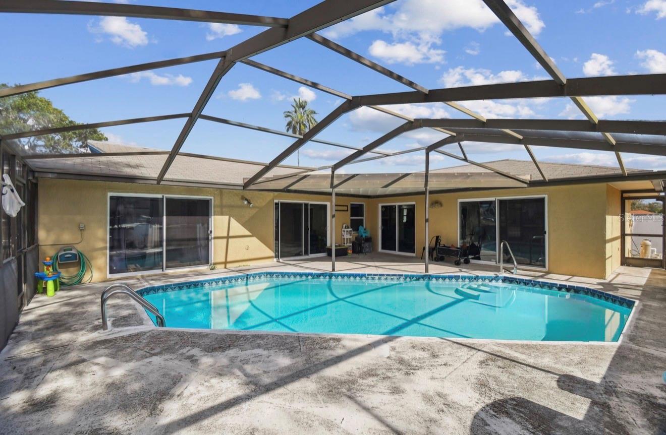 Image 45 of 54 For 7112 Vista Way