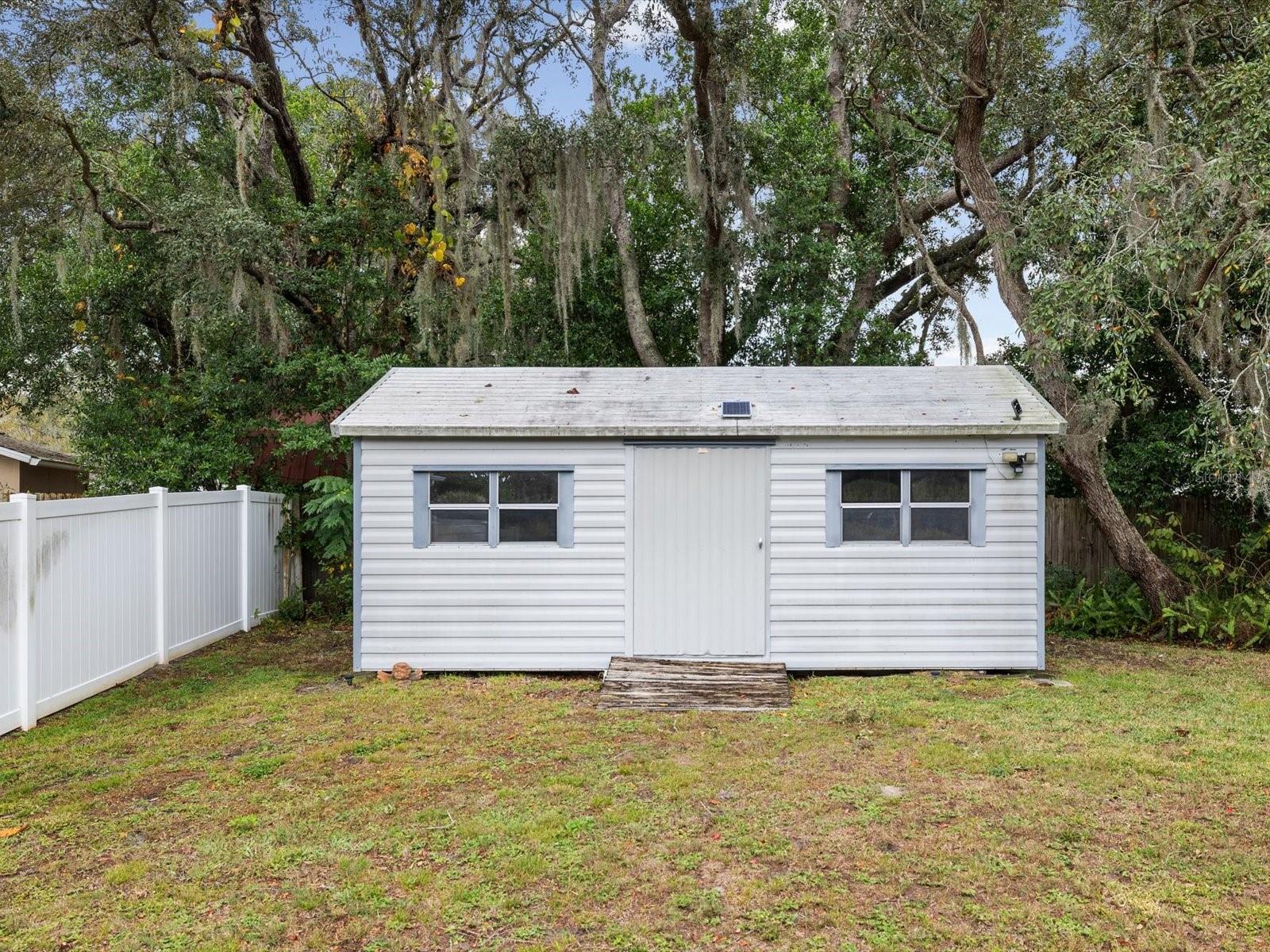 Image 18 of 22 For 8431 Braganza Street