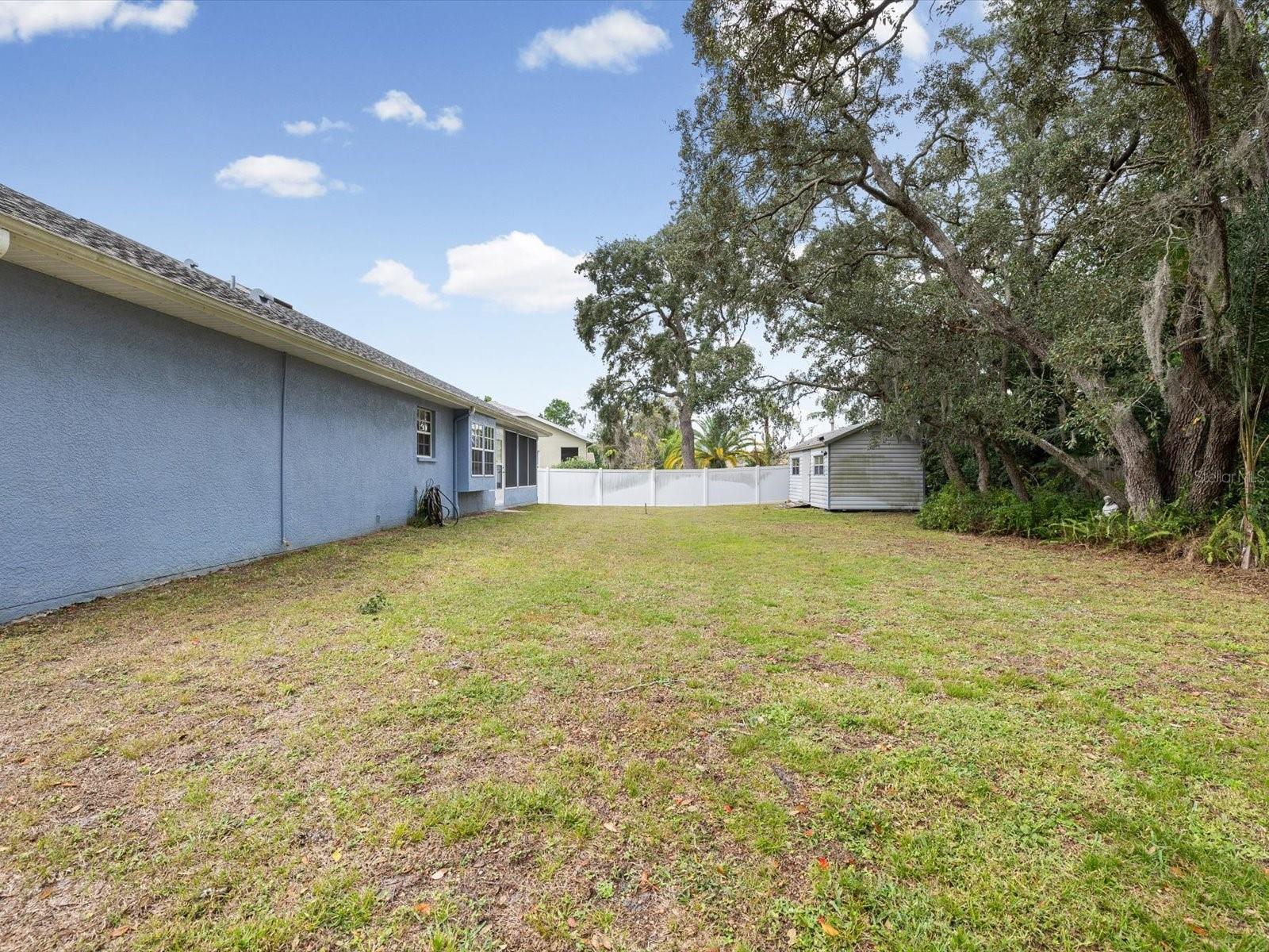 Image 22 of 22 For 8431 Braganza Street