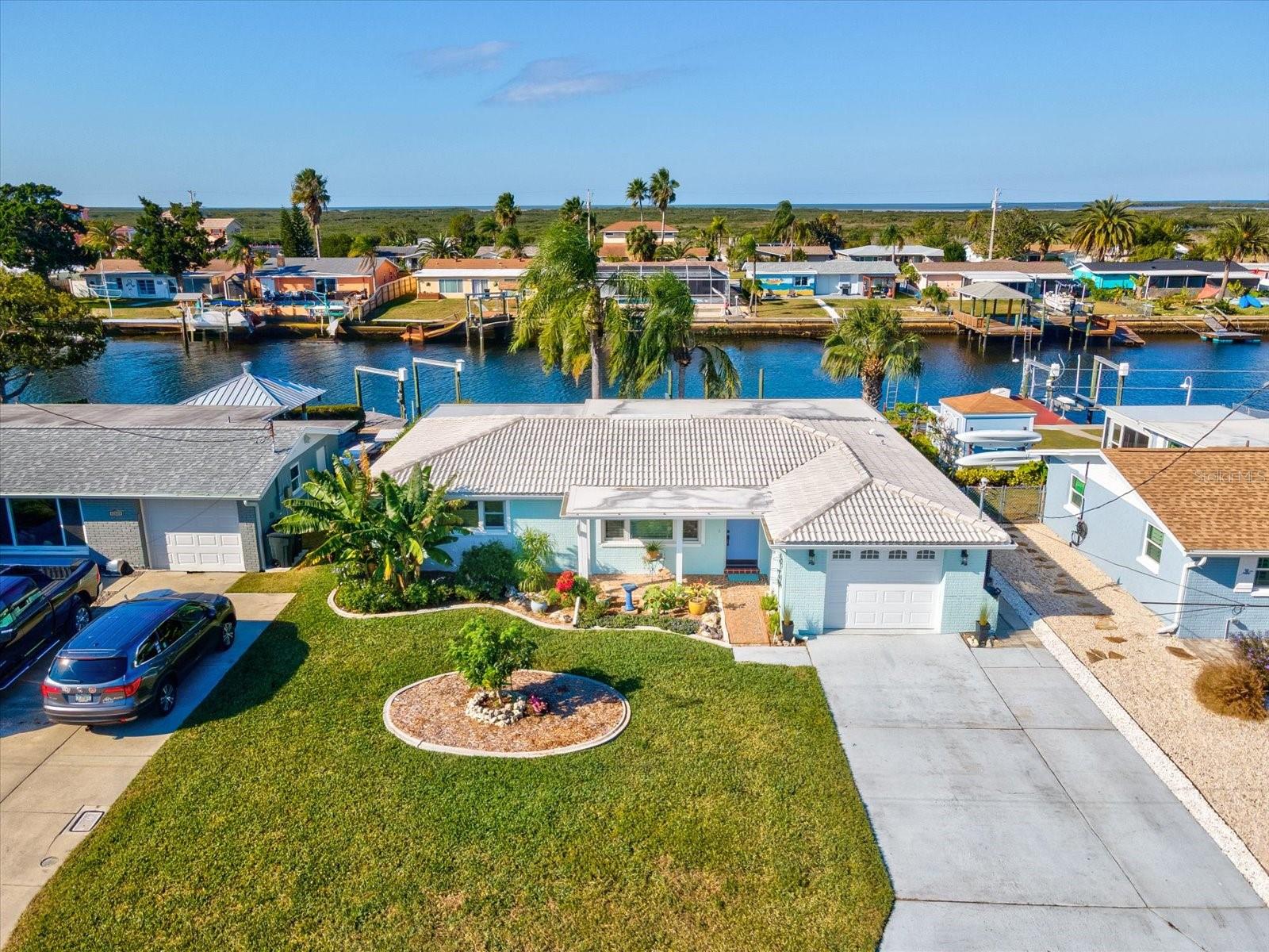 Image 2 of 72 For 12637 4th Isle