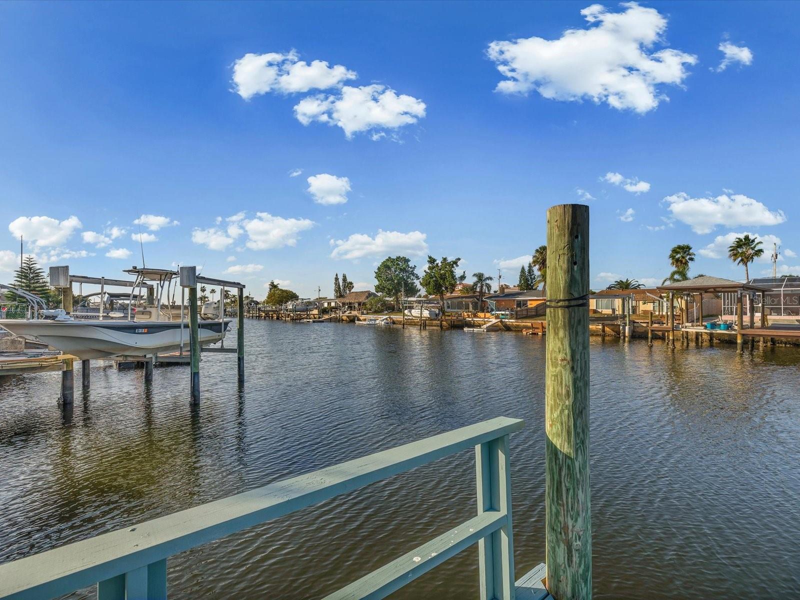 Image 33 of 72 For 12637 4th Isle