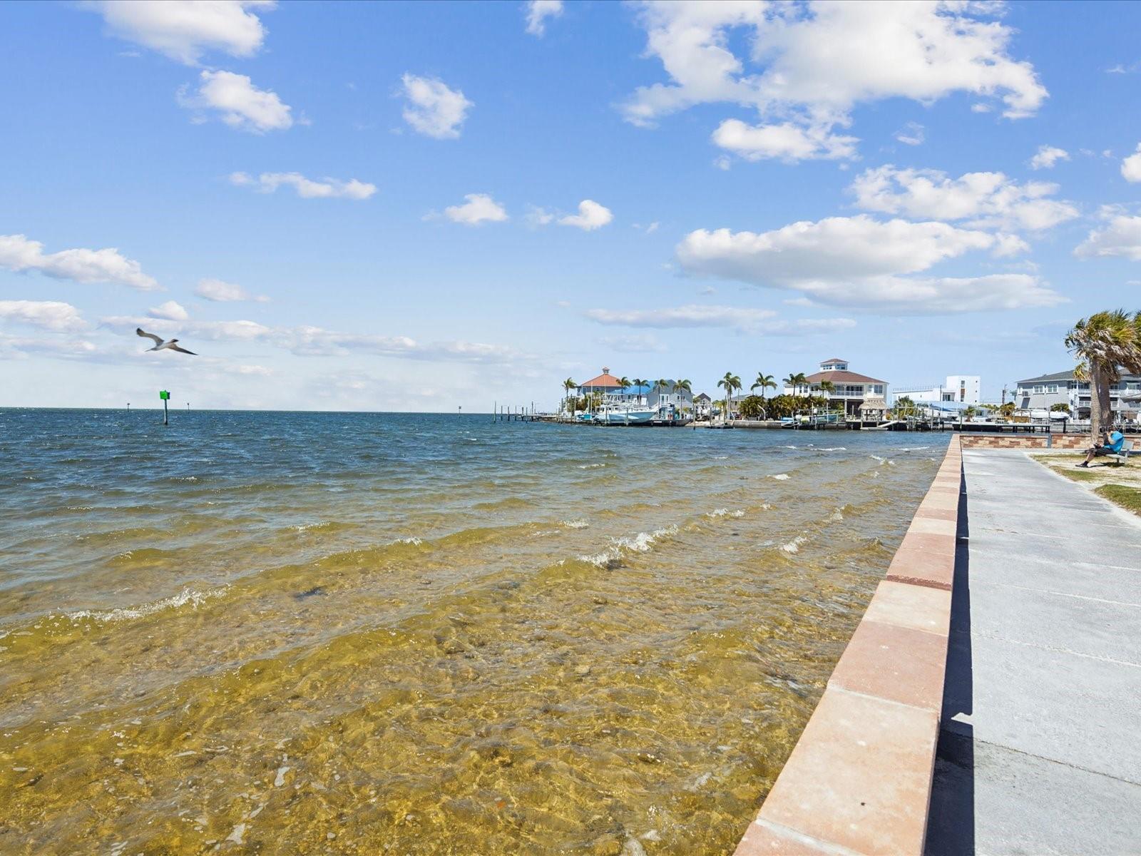 Image 61 of 72 For 12637 4th Isle