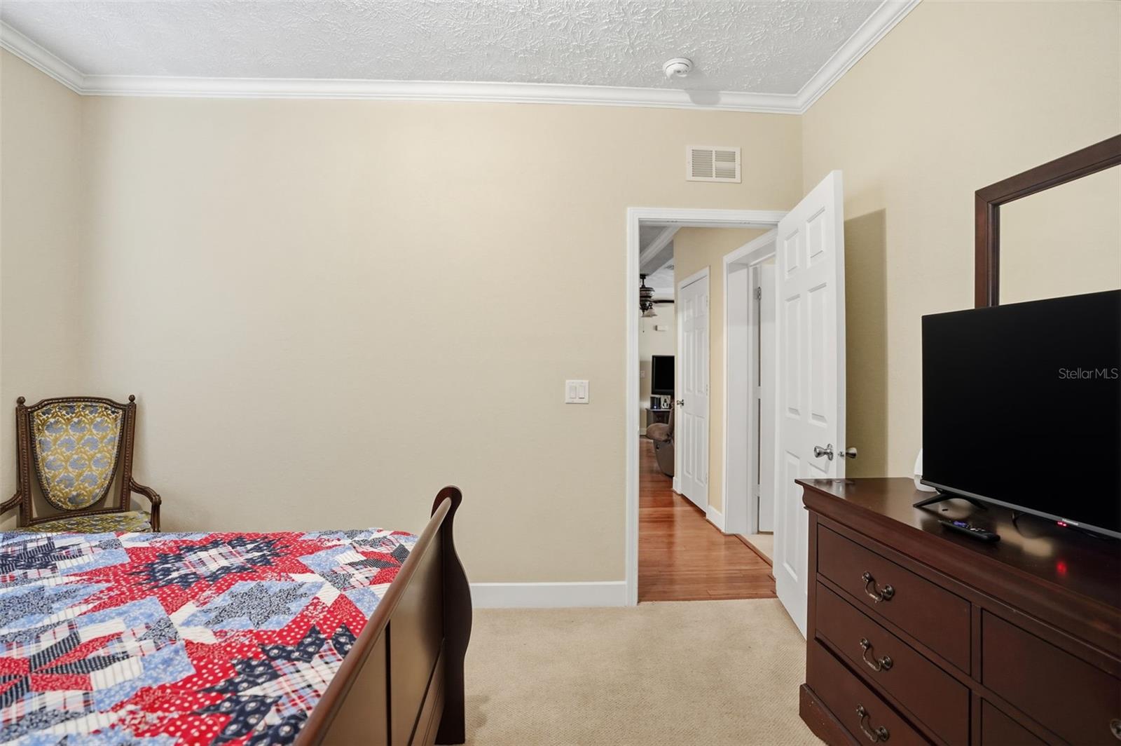 Image 17 of 34 For 11805 Osprey Avenue