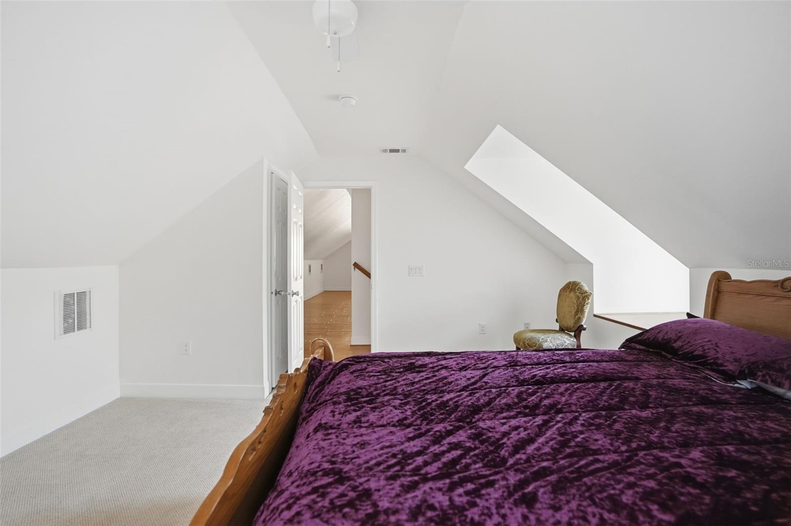 Image 23 of 34 For 11805 Osprey Avenue