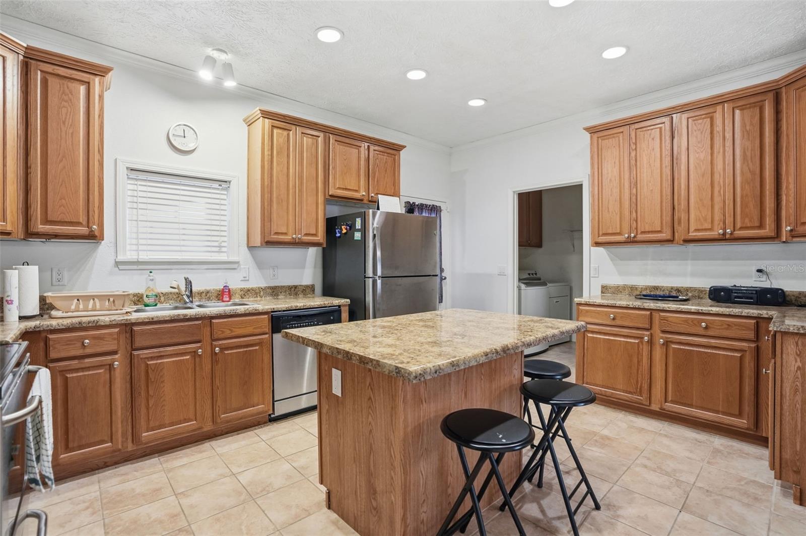 Image 6 of 34 For 11805 Osprey Avenue