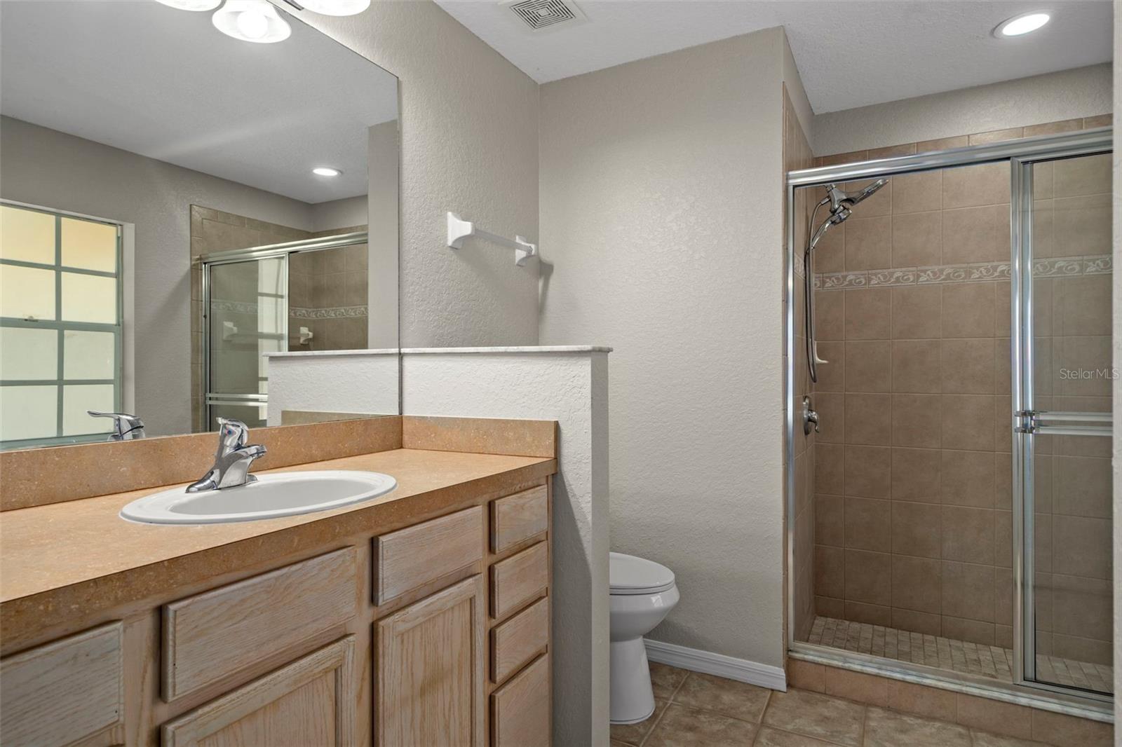 Listing photo id 15 for 13388 Glory Lane