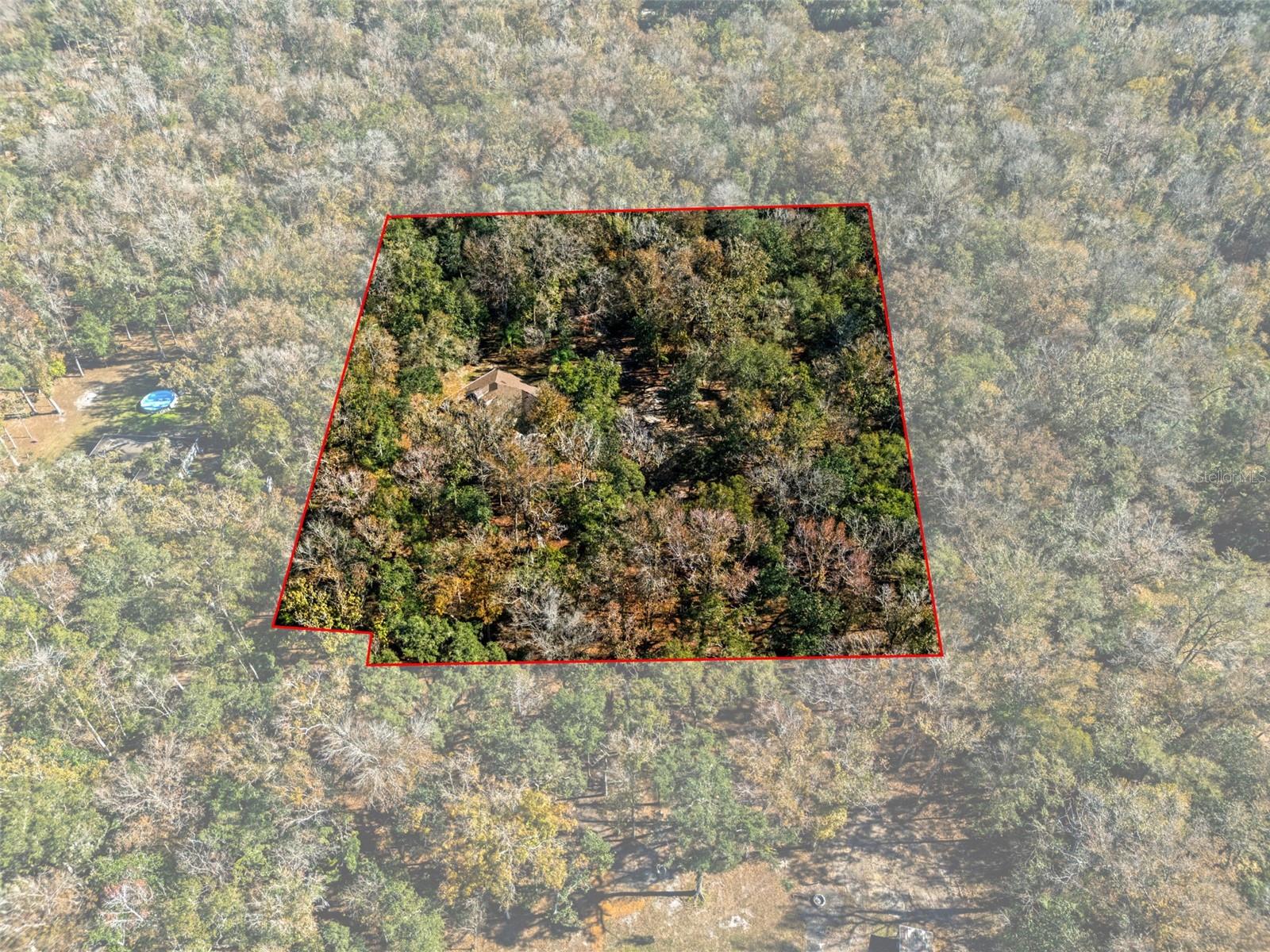 Listing photo id 32 for 13388 Glory Lane