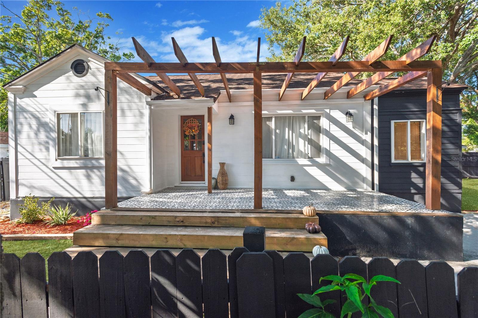 Details for 4400 44th Avenue N, ST PETERSBURG, FL 33714