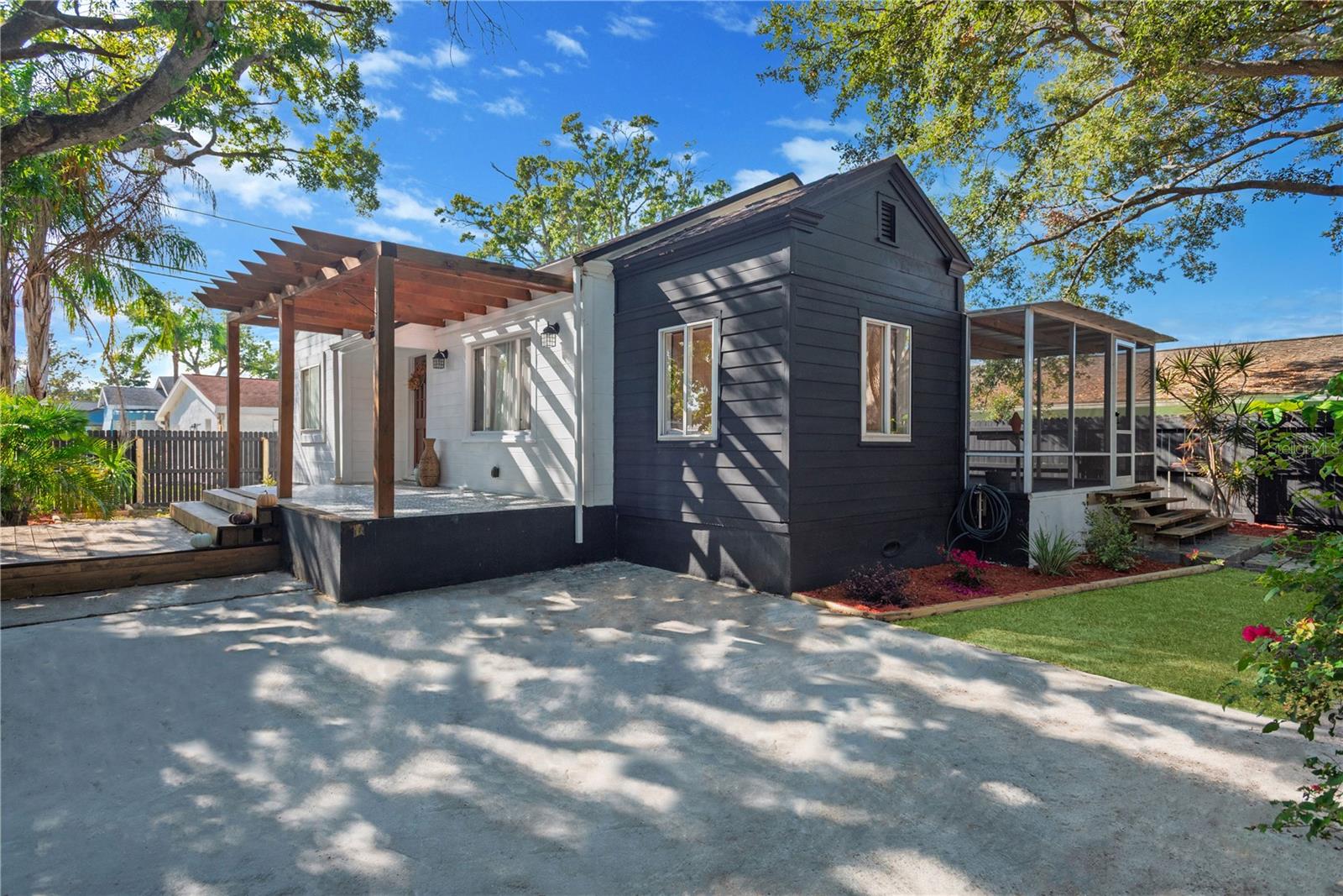 Image 28 of 34 For 4400 44th Avenue N