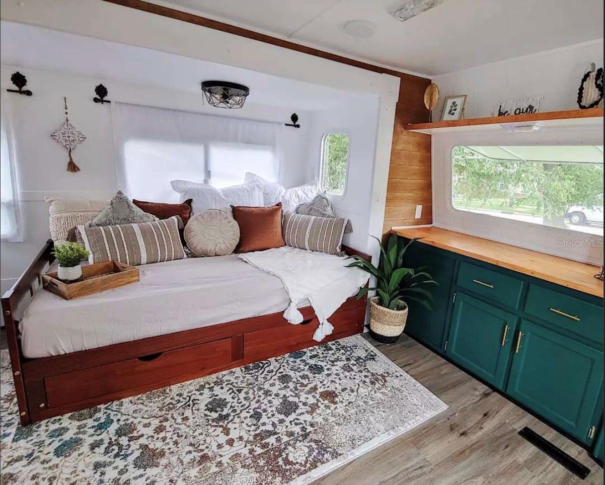 Image 33 of 34 For 4400 44th Avenue N