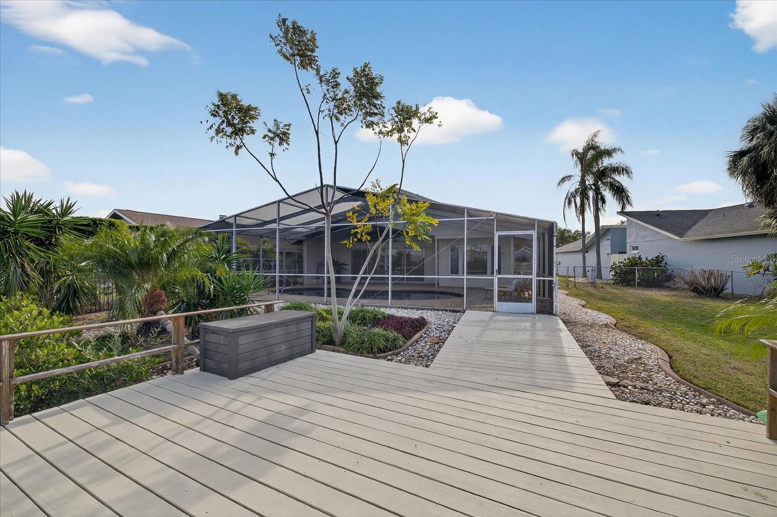 Listing photo id 14 for 4535 Rickover Court