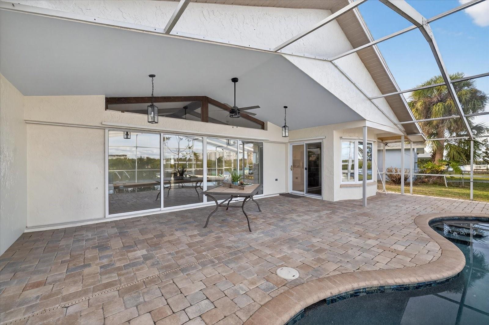 Listing photo id 20 for 4535 Rickover Court