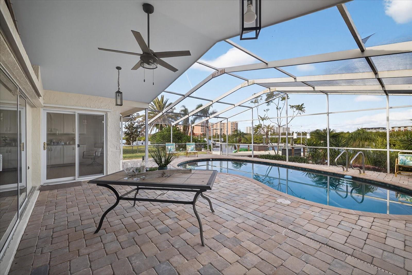 Listing photo id 22 for 4535 Rickover Court