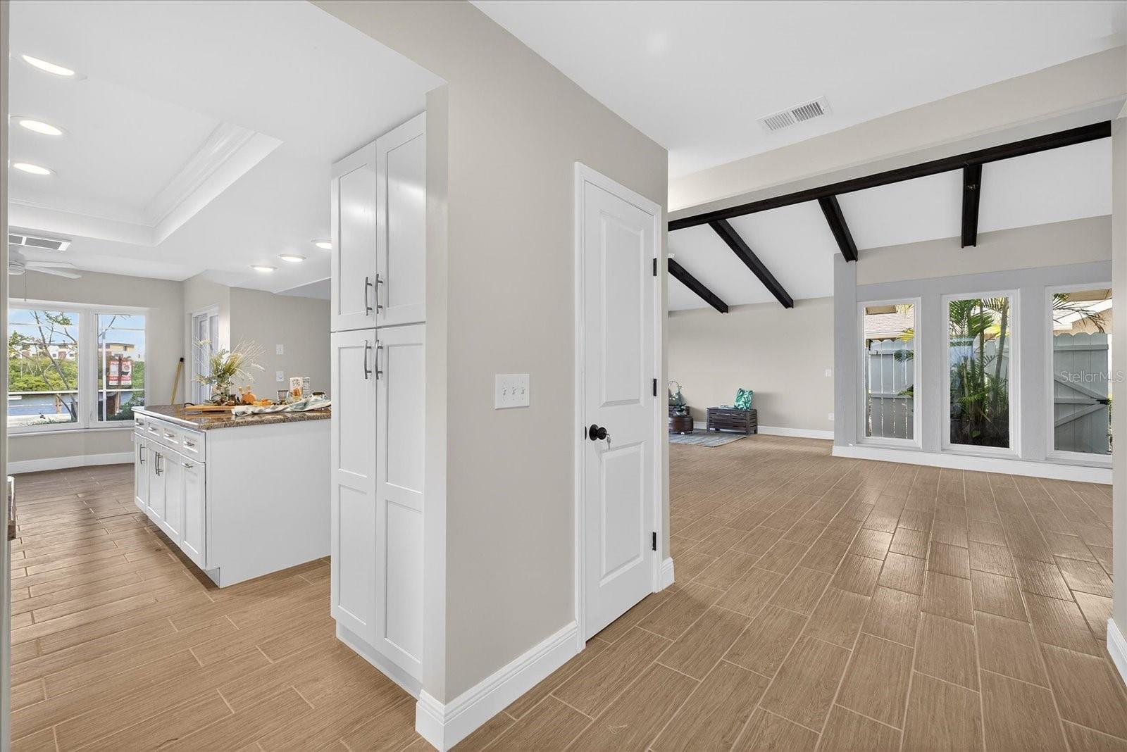 Listing photo id 24 for 4535 Rickover Court