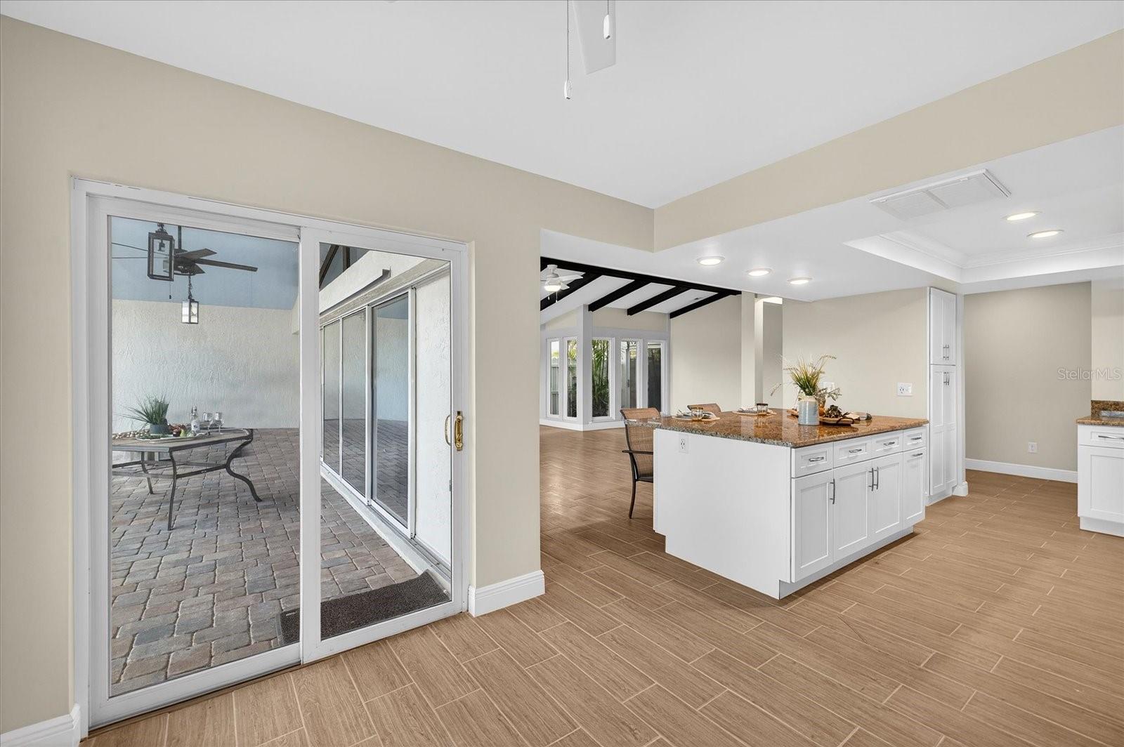 Listing photo id 29 for 4535 Rickover Court