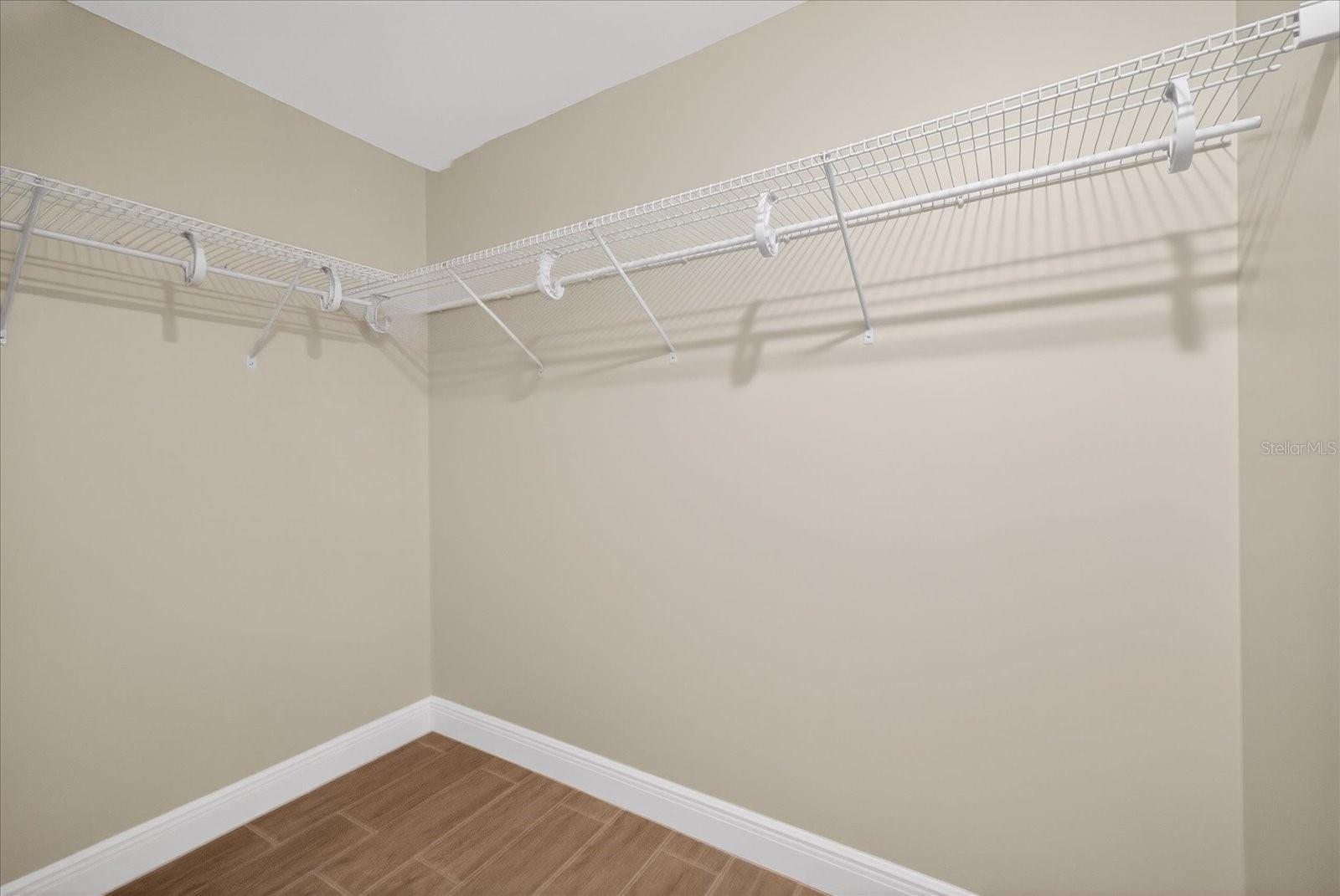 Listing photo id 40 for 4535 Rickover Court