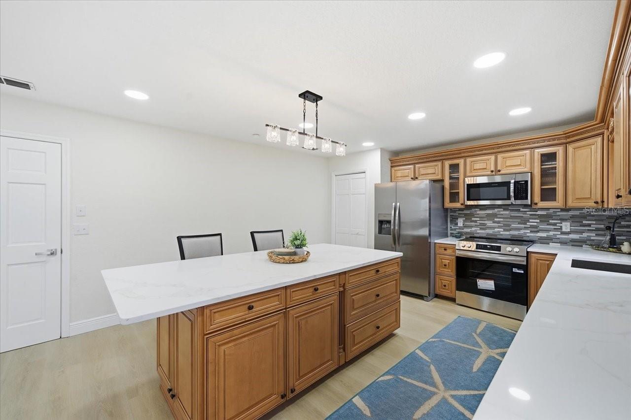 Image 19 of 87 For 1821 20th Avenue