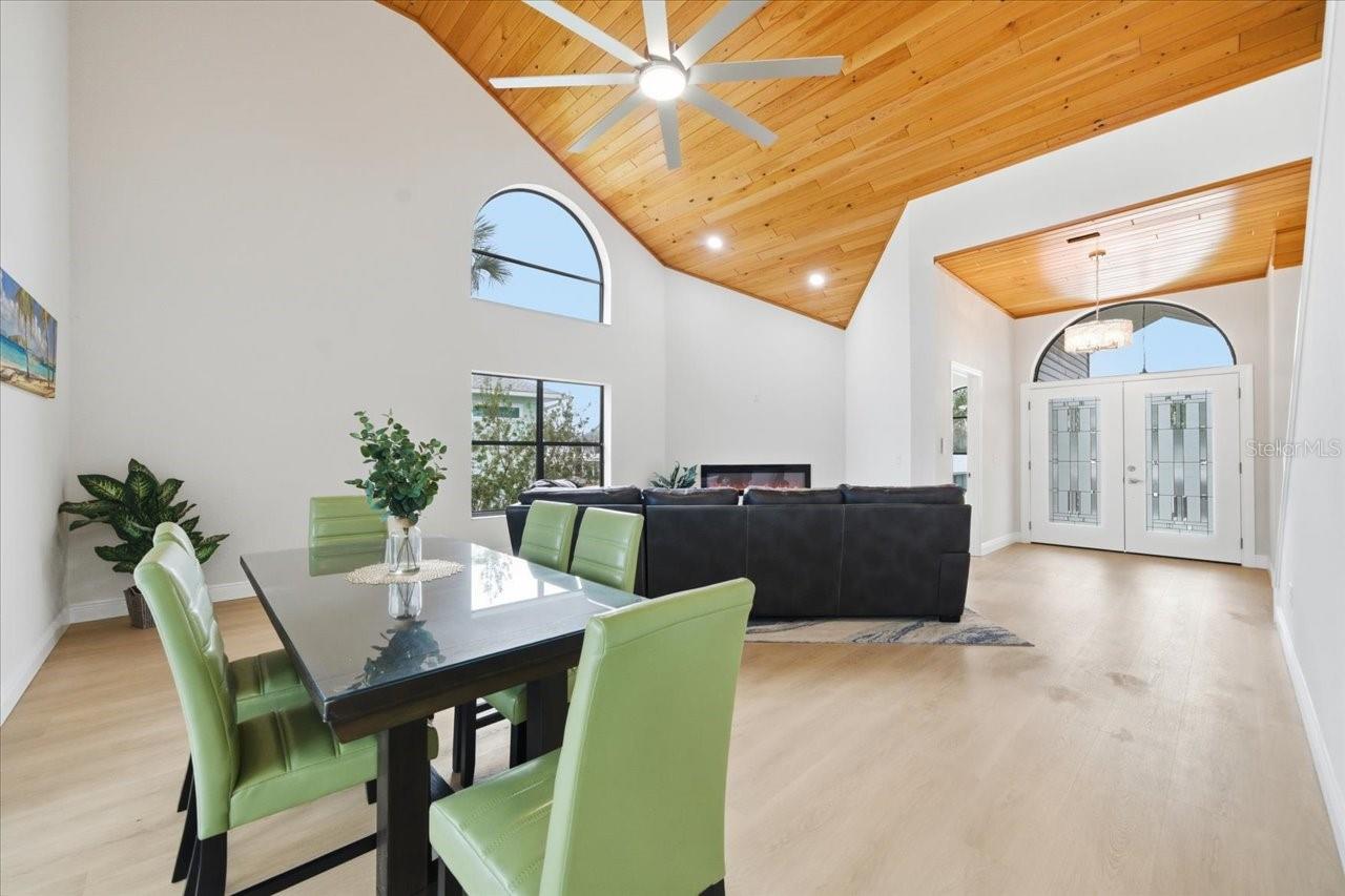 Image 23 of 87 For 1821 20th Avenue