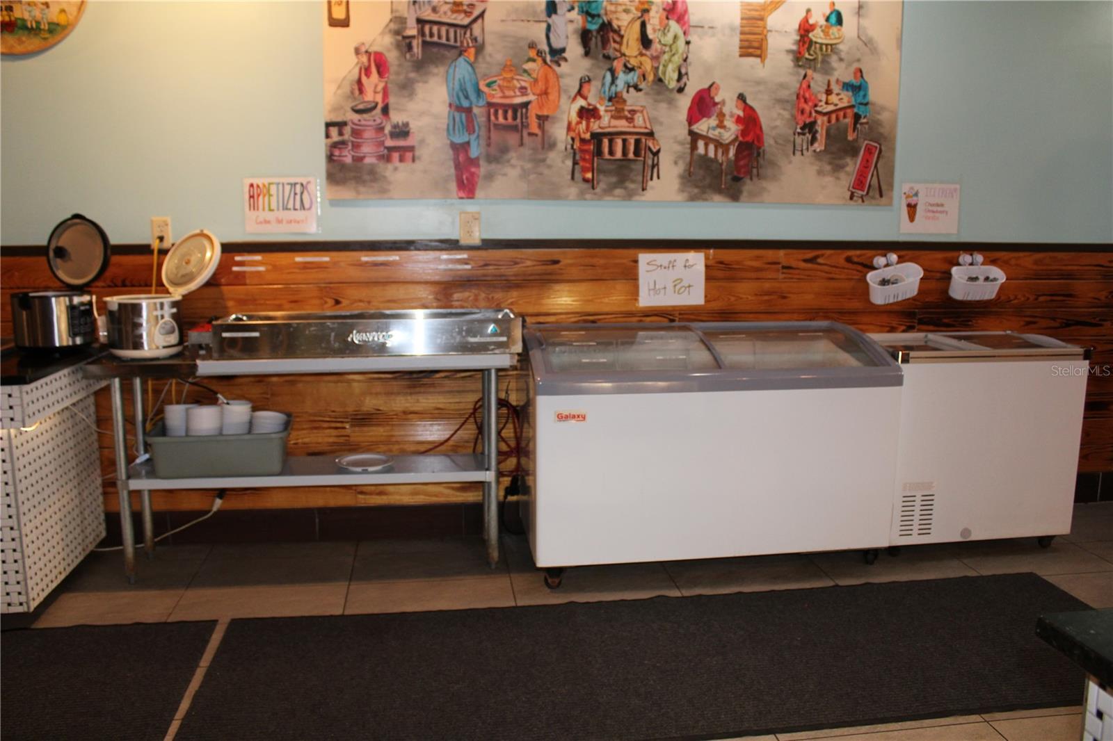 Image 12 of 23 For Commercial Way