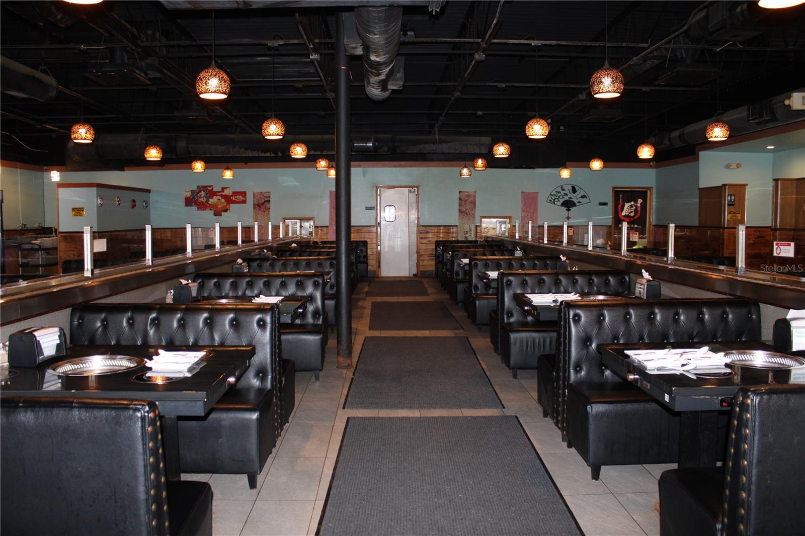 Image 6 of 23 For Commercial Way