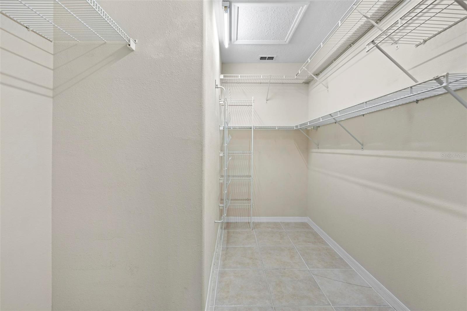 Image 21 of 53 For 11330 Leeds Drive