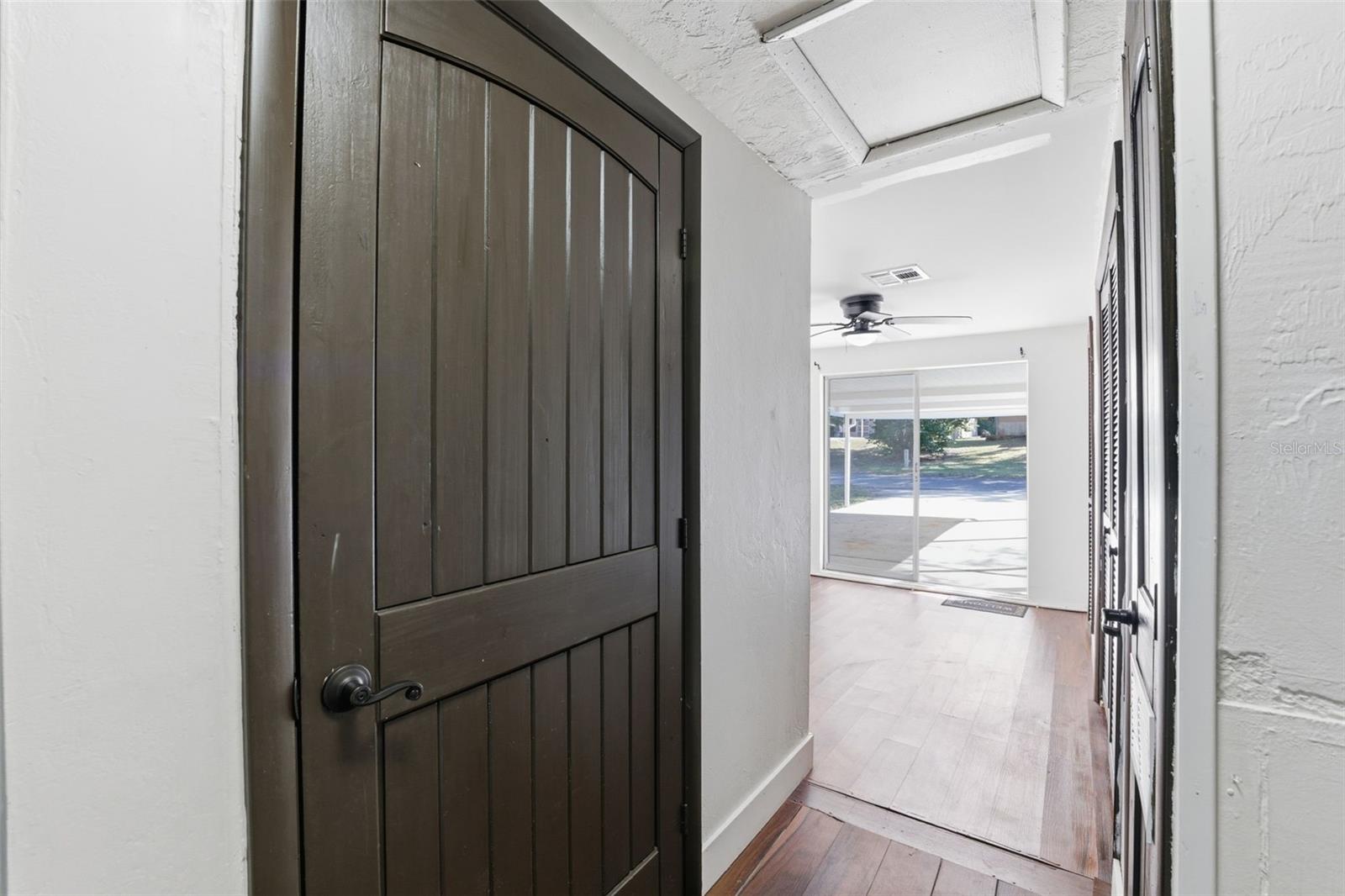 Image 19 of 39 For 62 Tyler Street