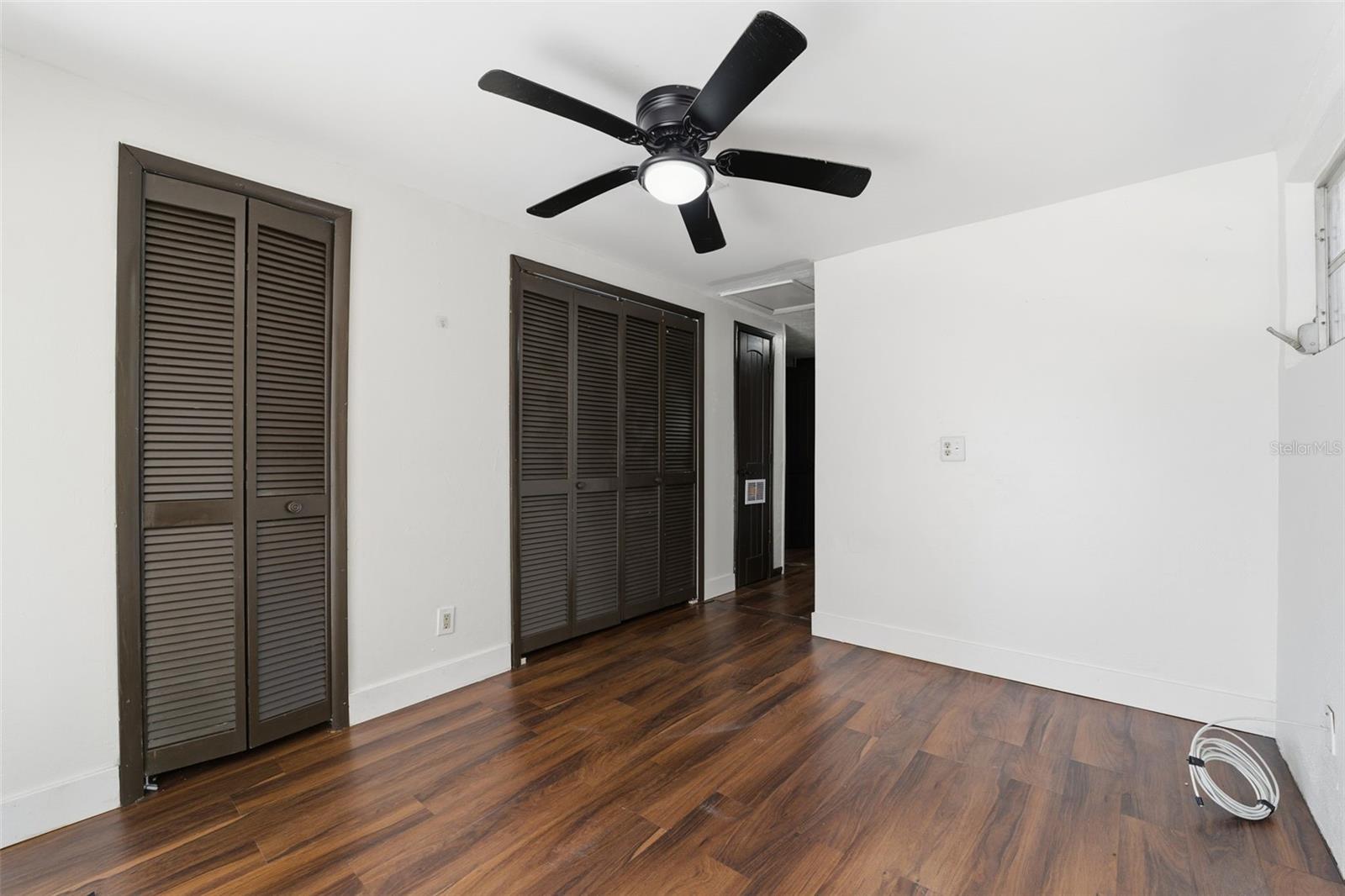 Image 21 of 39 For 62 Tyler Street