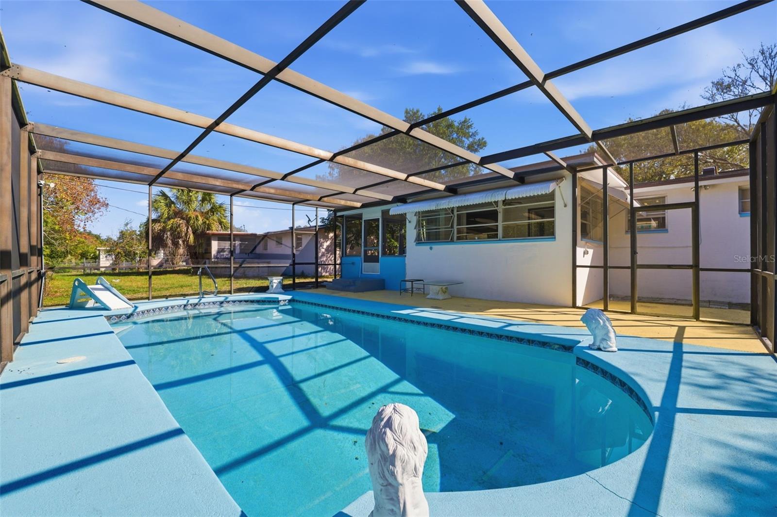 Image 27 of 39 For 62 Tyler Street