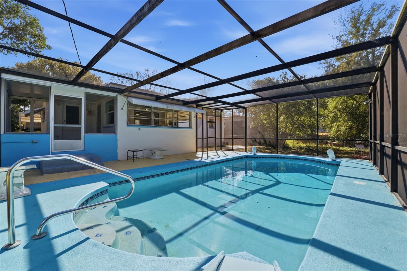 Image 29 of 39 For 62 Tyler Street