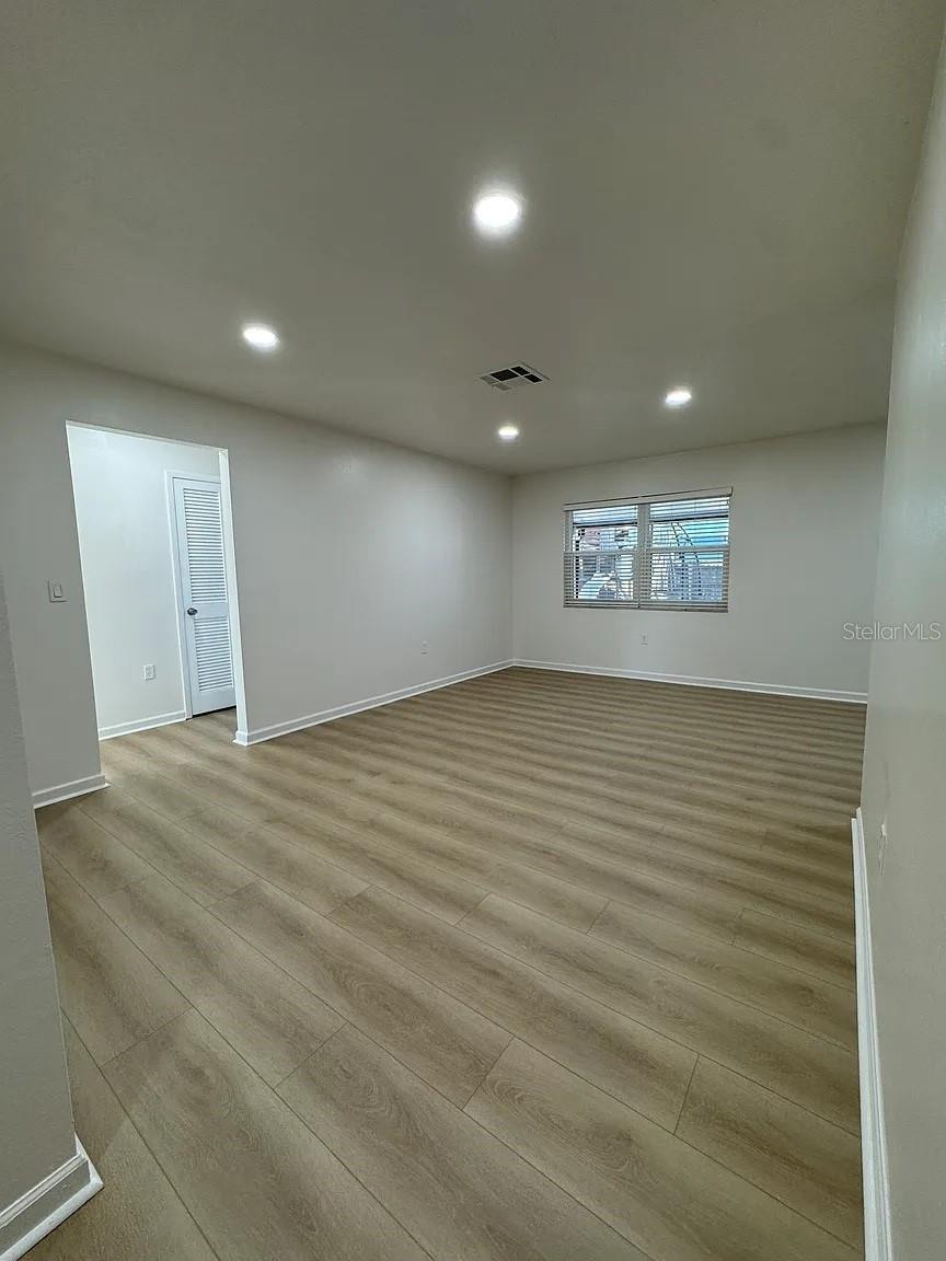 Image 12 of 22 For 6445 109th Avenue N