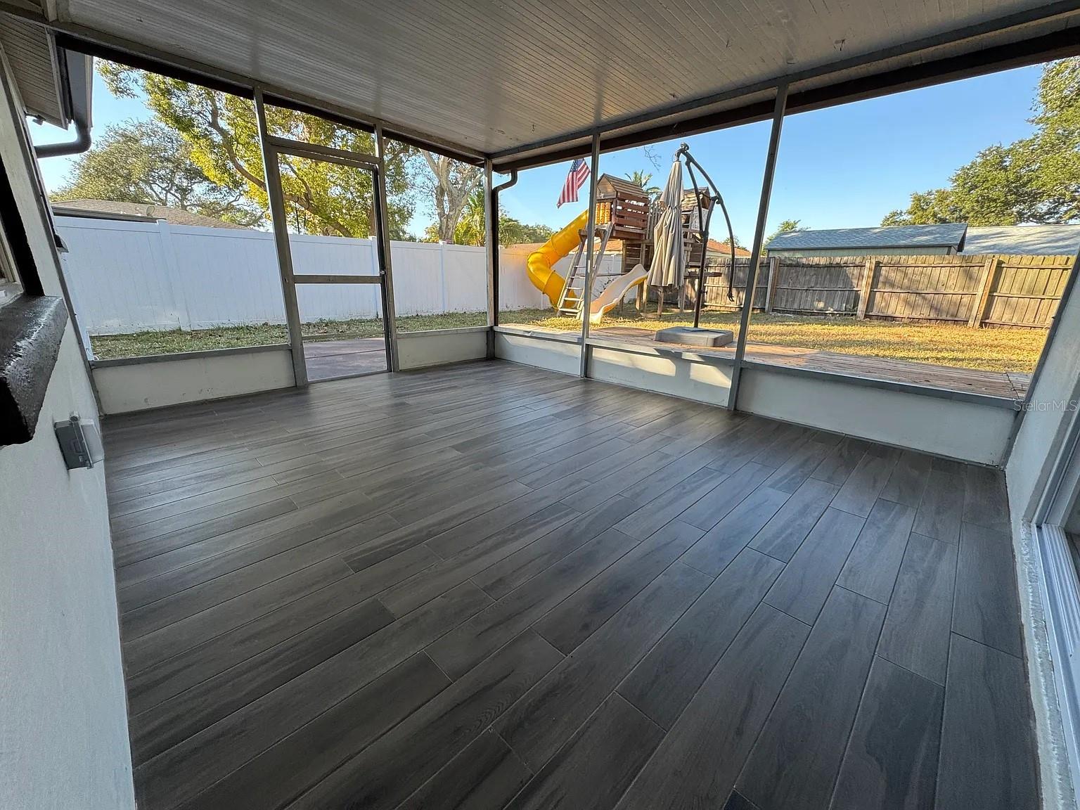 Image 18 of 22 For 6445 109th Avenue N