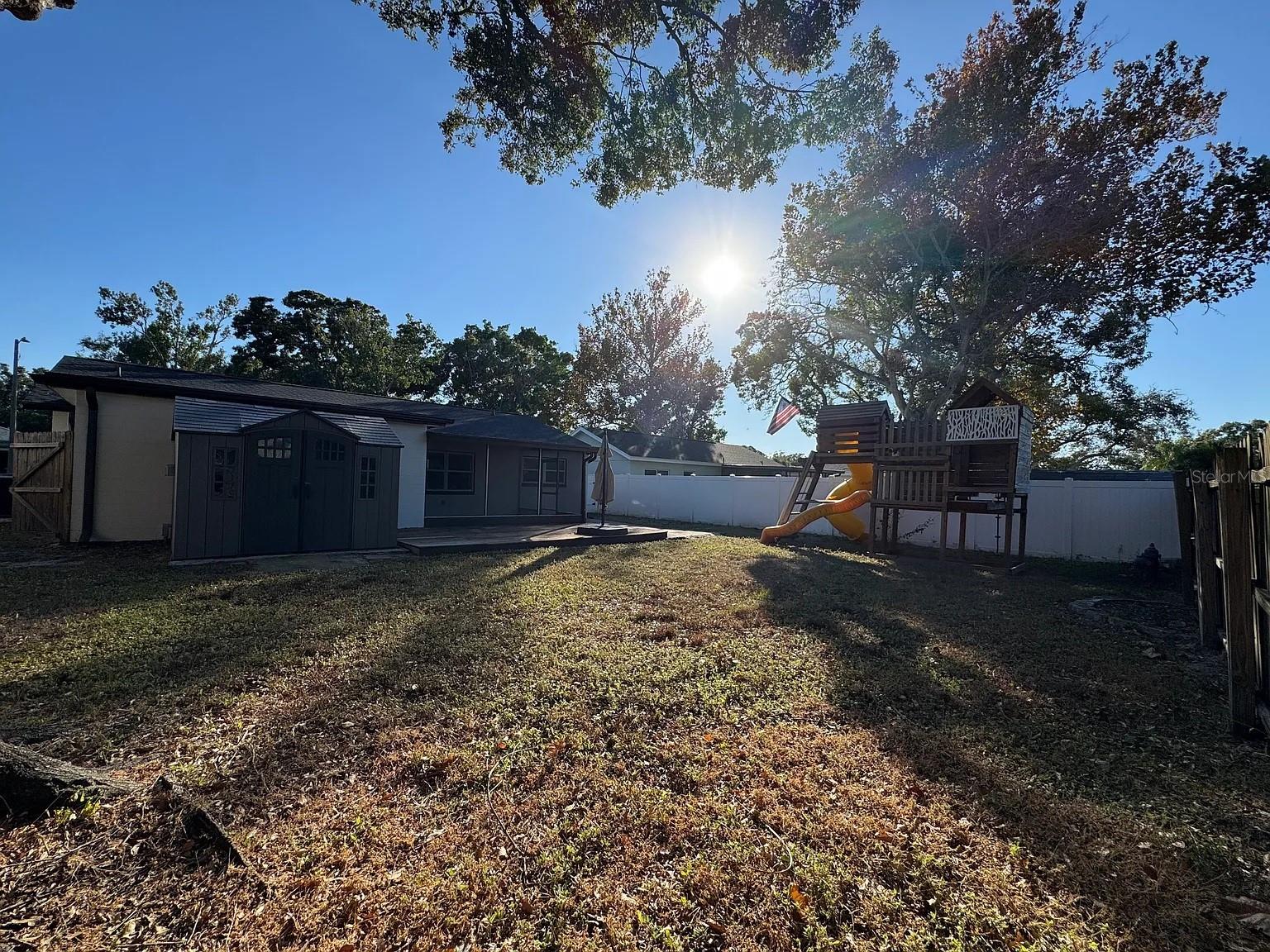 Image 20 of 22 For 6445 109th Avenue N