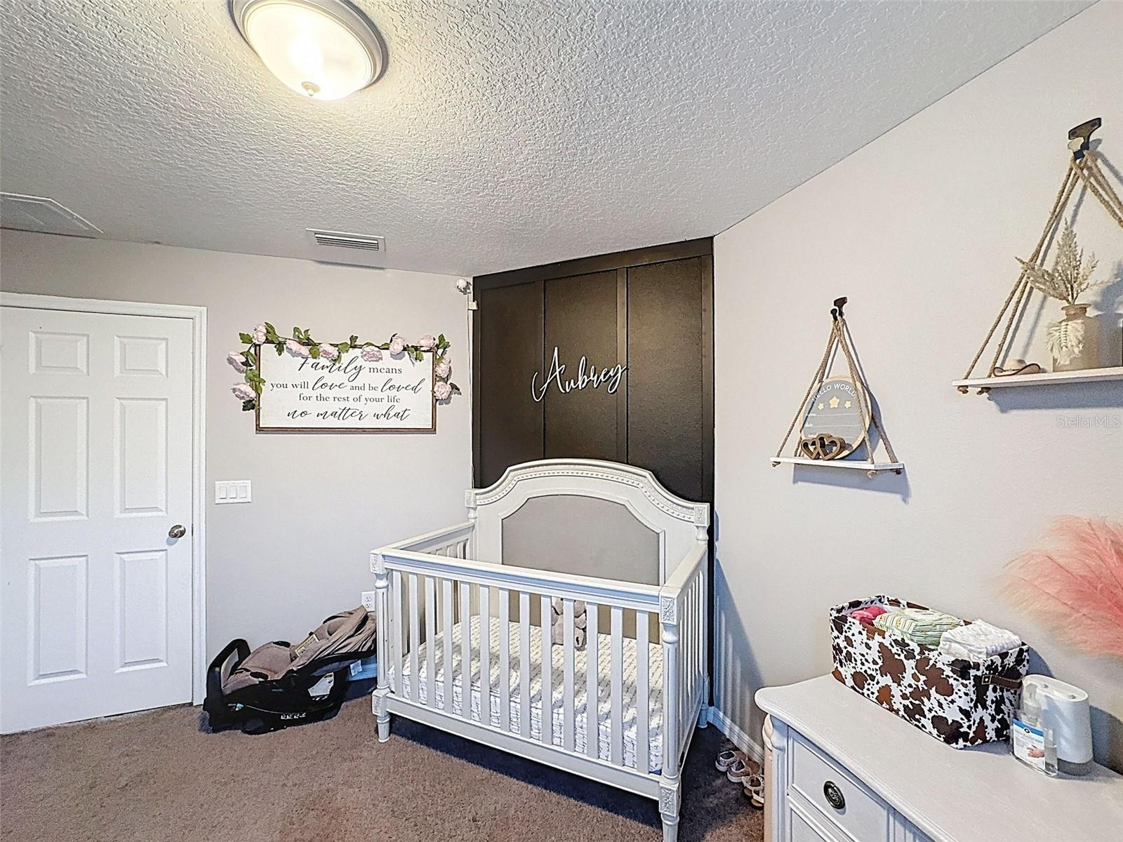 Image 24 of 61 For 5917 High Street